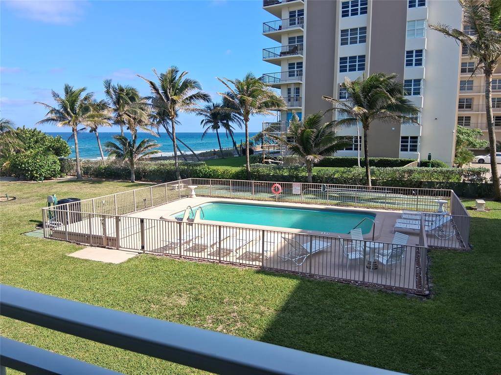 Hillsboro Beach, FL 33062,1035 Hillsboro Mile #25