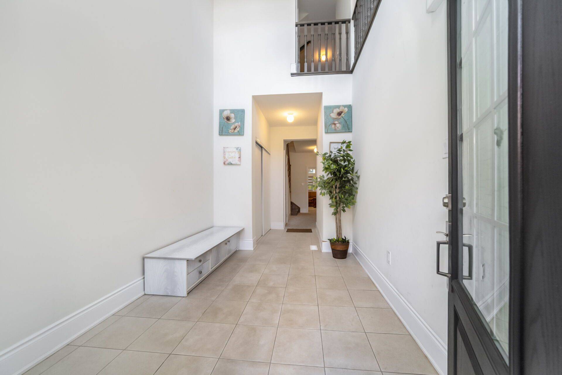 Brampton, ON L6R 4E1,44 Foxsparrow RD