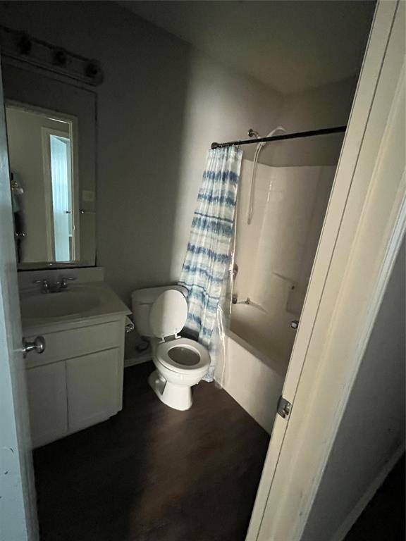 1601 Country Hills, Waxahachie, TX 75165