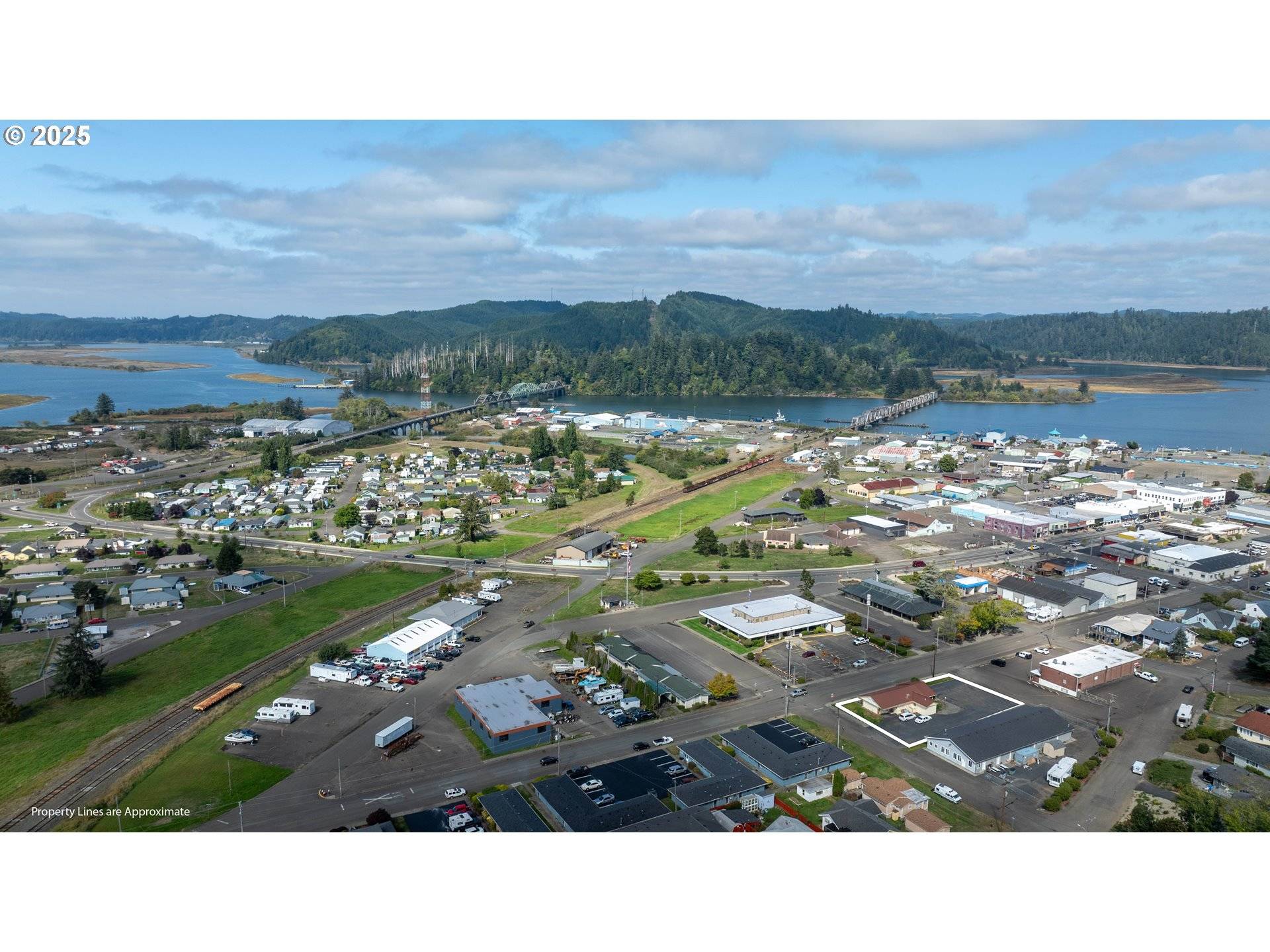 Reedsport, OR 97467,624 WINCHESTER AVE