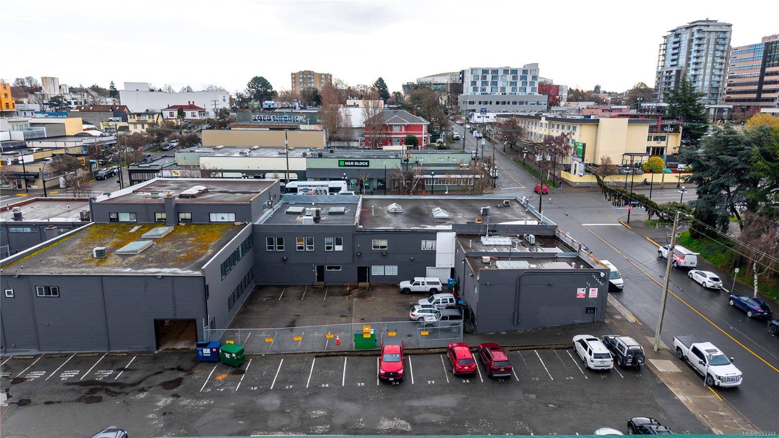 Victoria, BC V8T 4L1,2000 Douglas St #656A