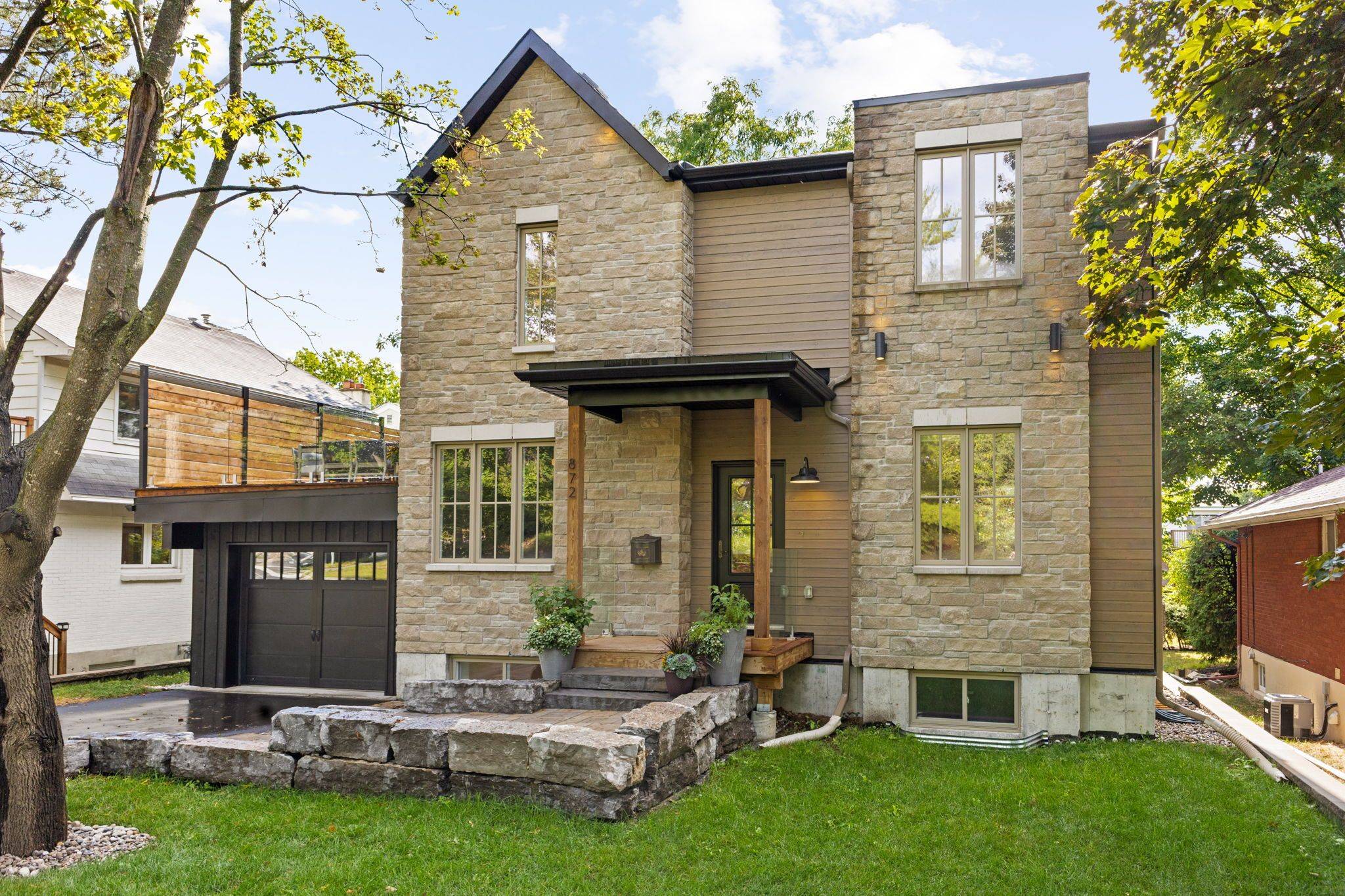 Mckellar Heights - Glabar Park And Area, ON K2A 3N2,872 Iroquois RD