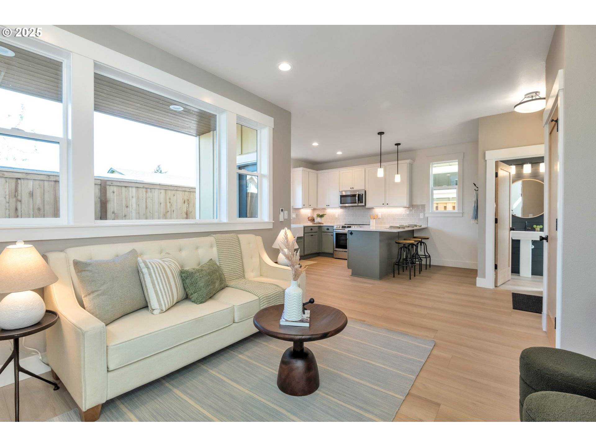 Portland, OR 97206,7259 SE Duke ST #5