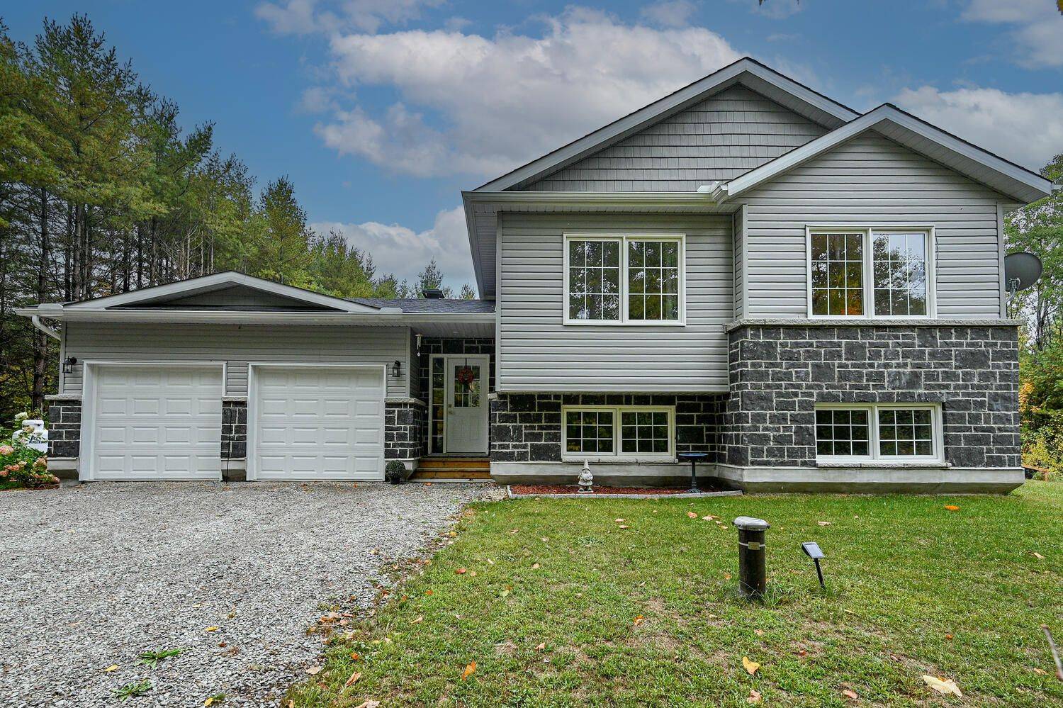 Smiths Falls, ON K7A 4S6,1171 Nolans RD