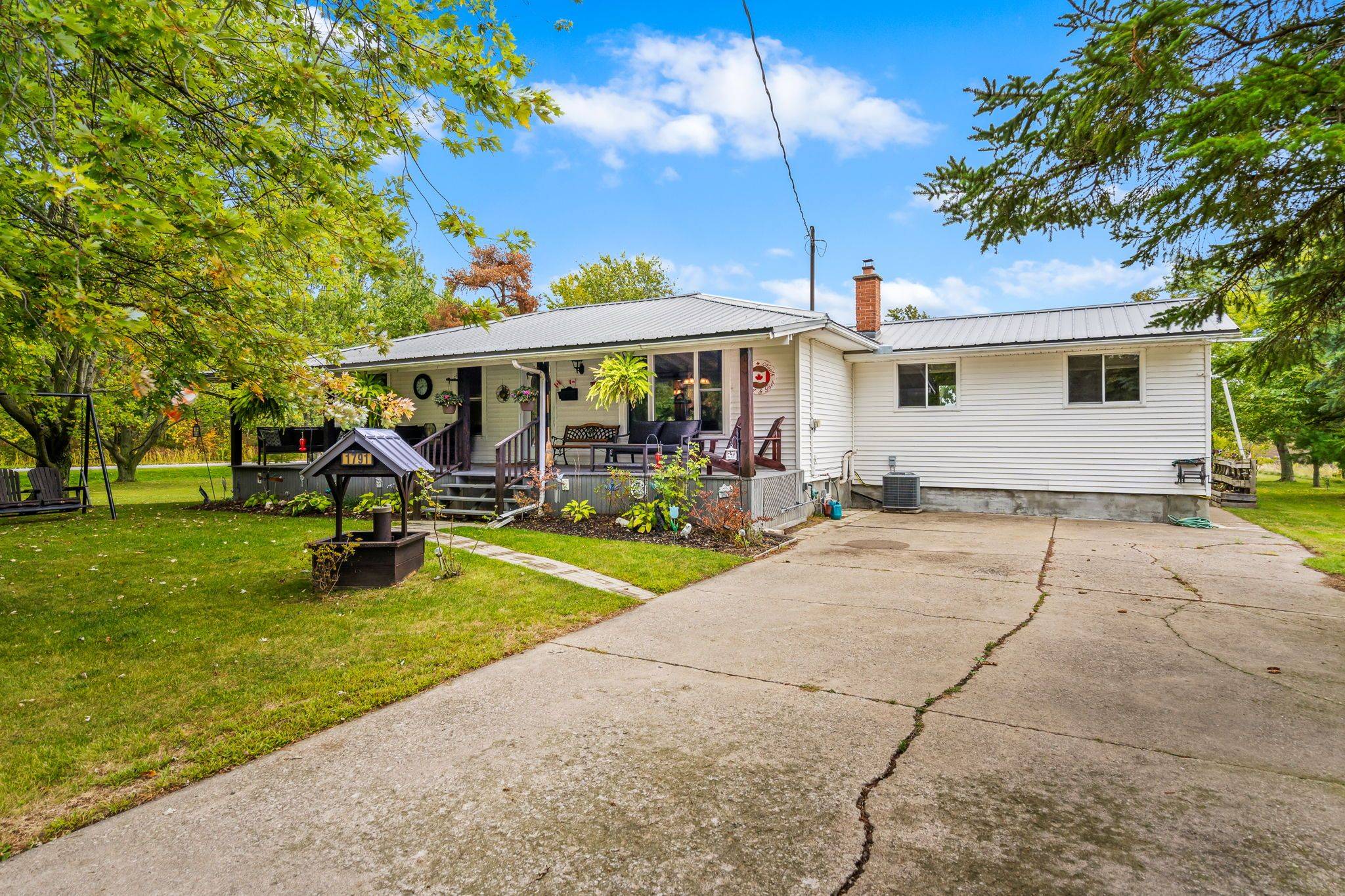 West Lincoln, ON L0R 1Y0,1791 Beamer RD