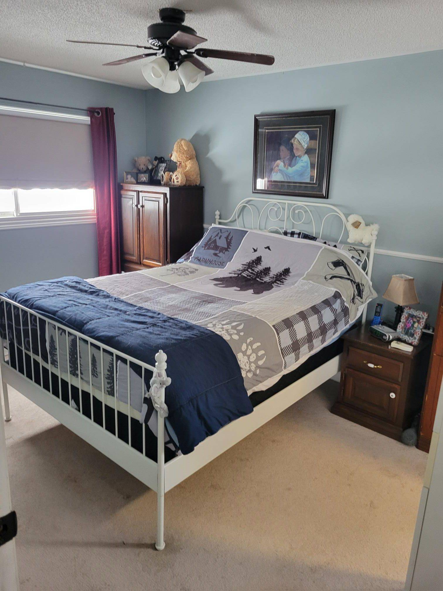 Tiny, ON L0L 2J0,2 Lynn ST