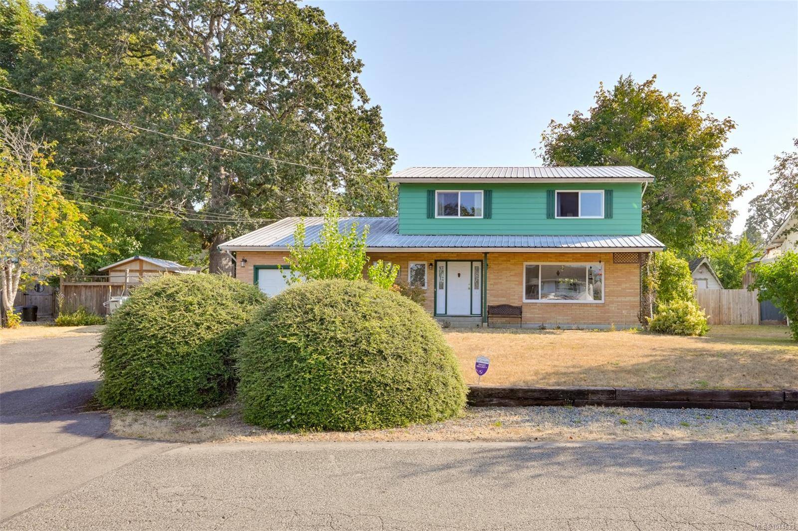 Duncan, BC V9L 3E3,5847 Sycamore St