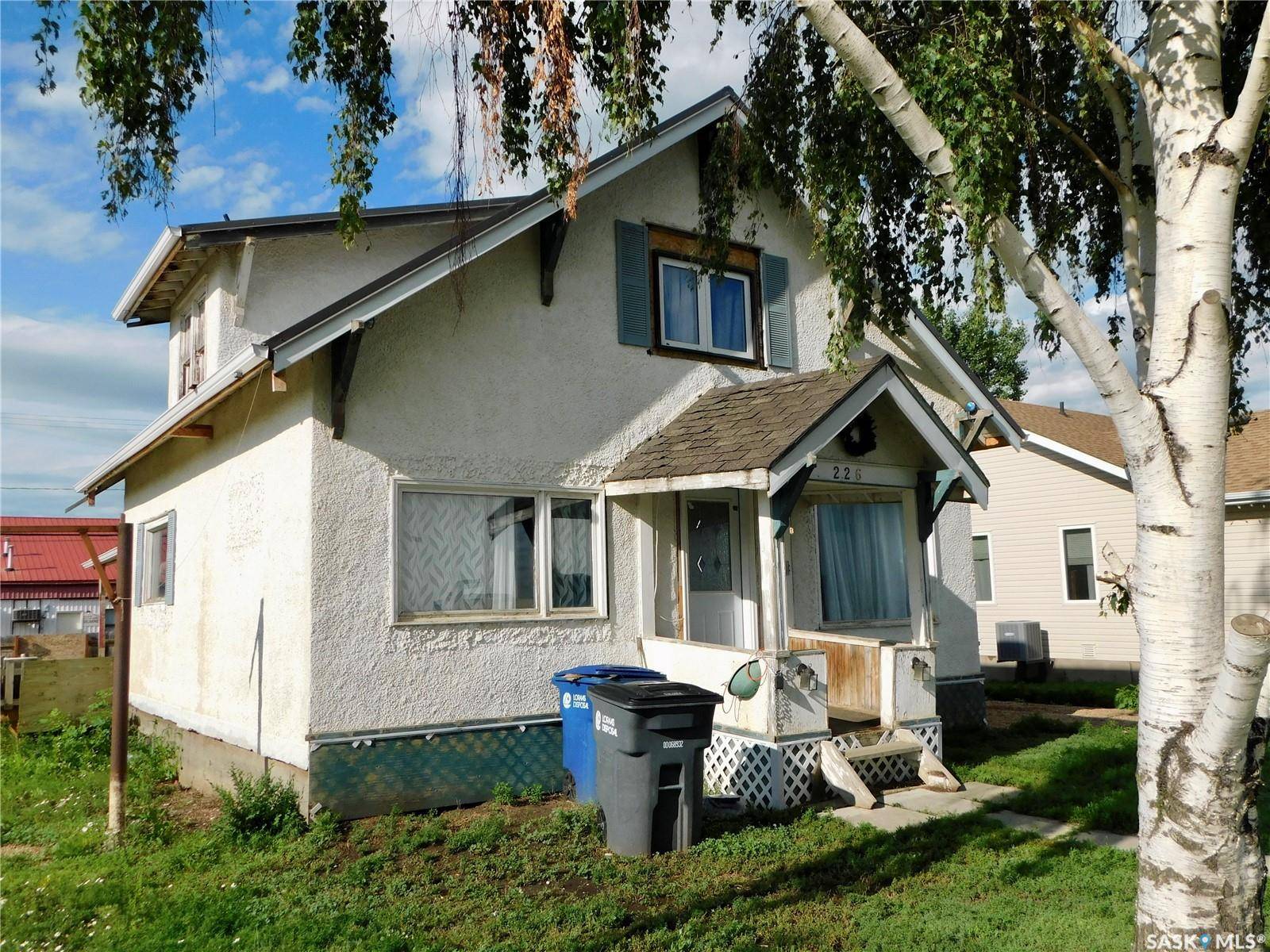 Assiniboia, SK S0H 0B0,226 2nd AVENUE W