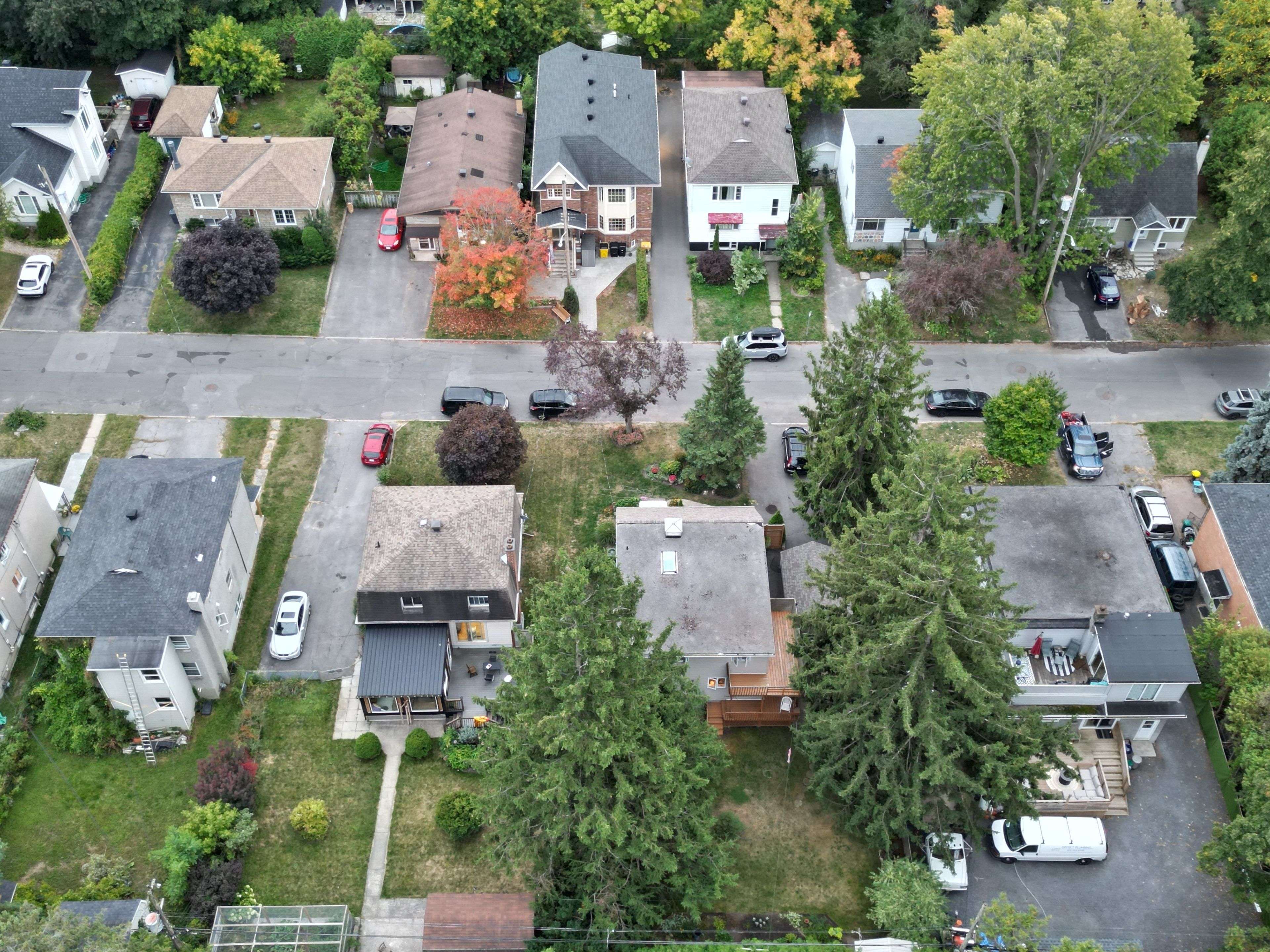 Overbrook - Castleheights And Area, ON K1K 1C1,465-469 Guy ST