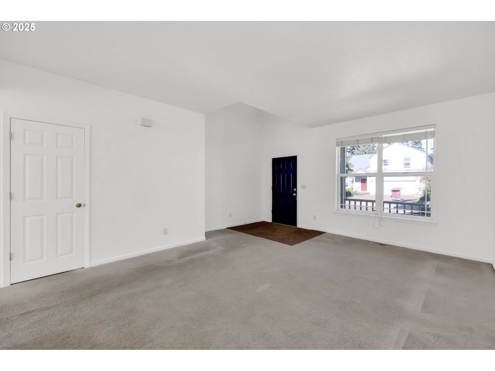 Eugene, OR 97402,3906 CENTURY DR