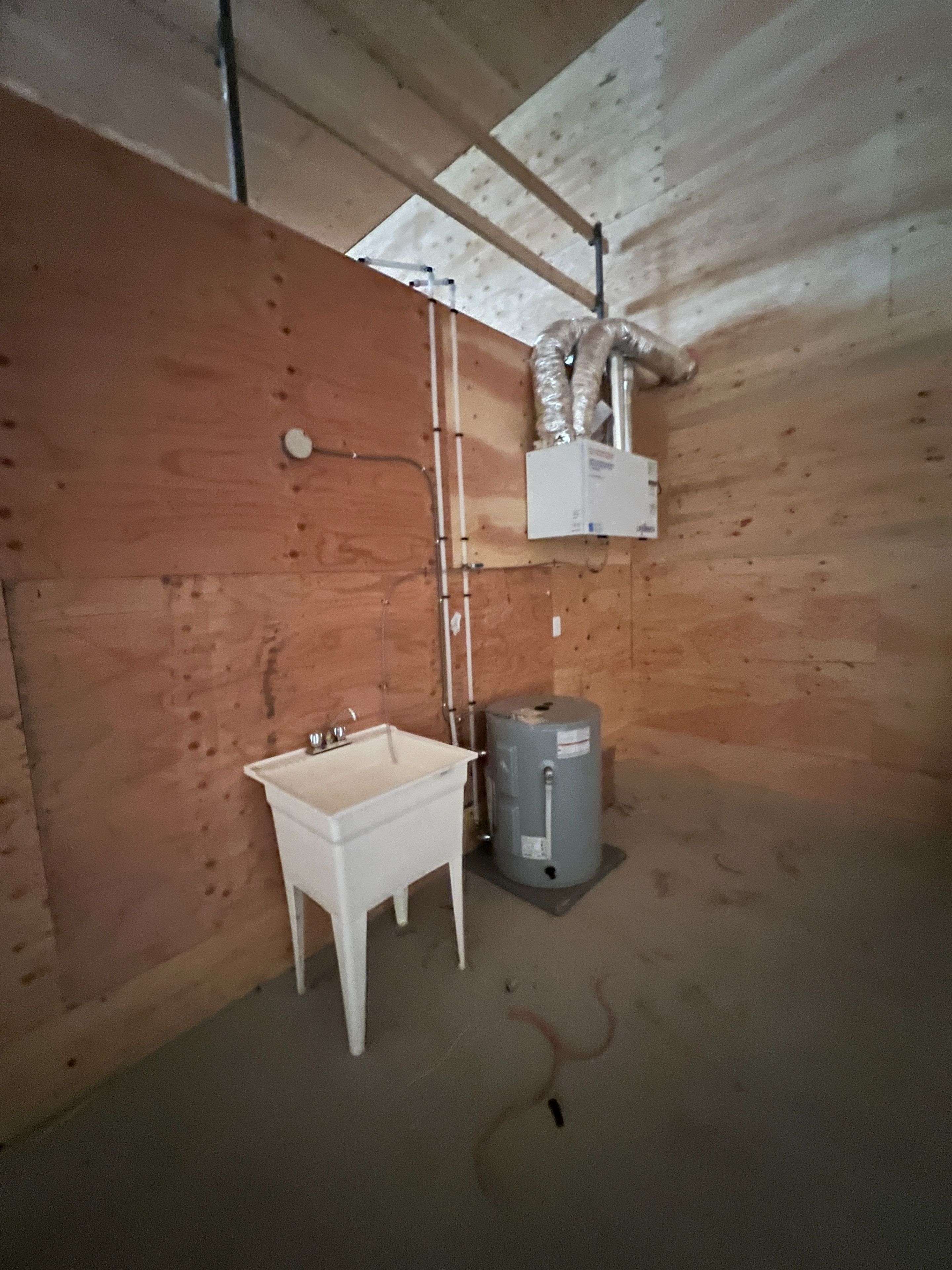 Lucan Biddulph, ON N6A 5B5,1010 Heenan CT E #1