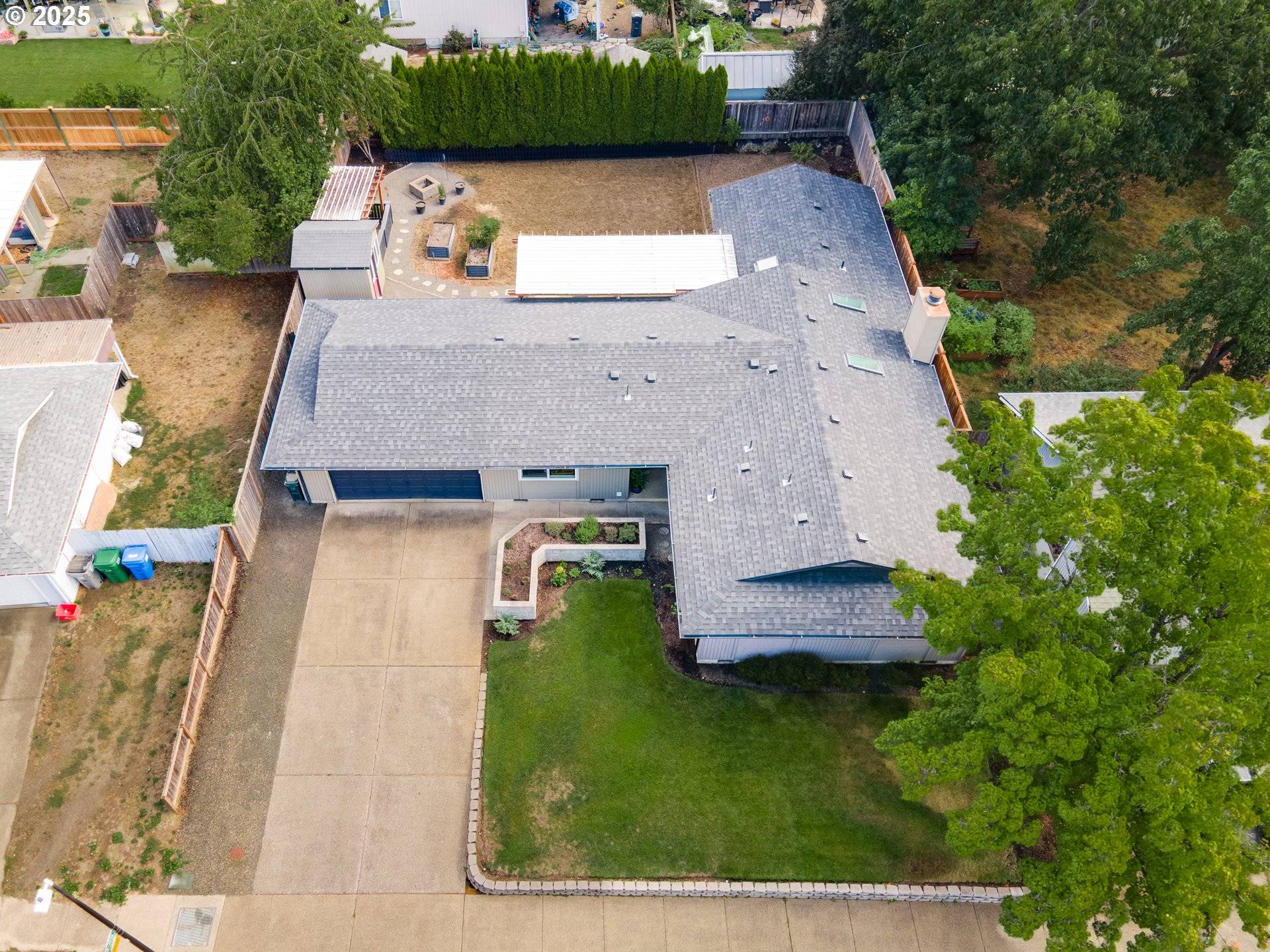 Eugene, OR 97402,2017 AMIRANTE ST