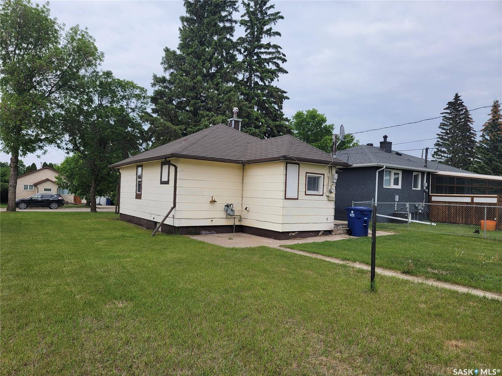 Unity, SK S0K 4L0,408 3rd AVENUE W