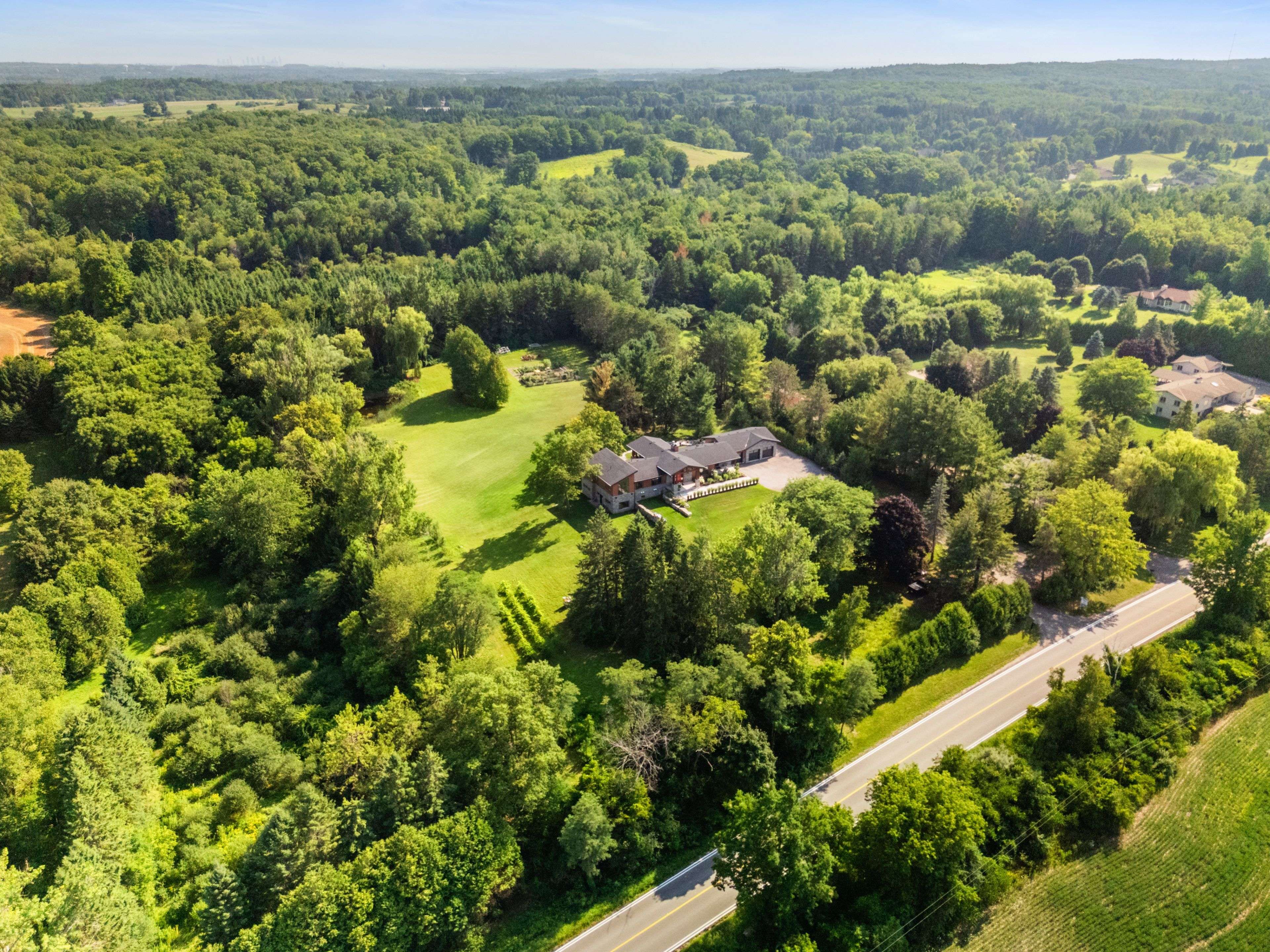 King, ON L7B 1K5,2135 17th Side Road