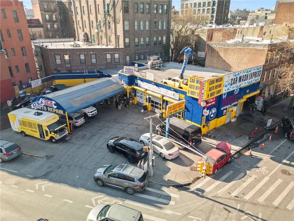 Brooklyn, NY 11211,225 Union AVE