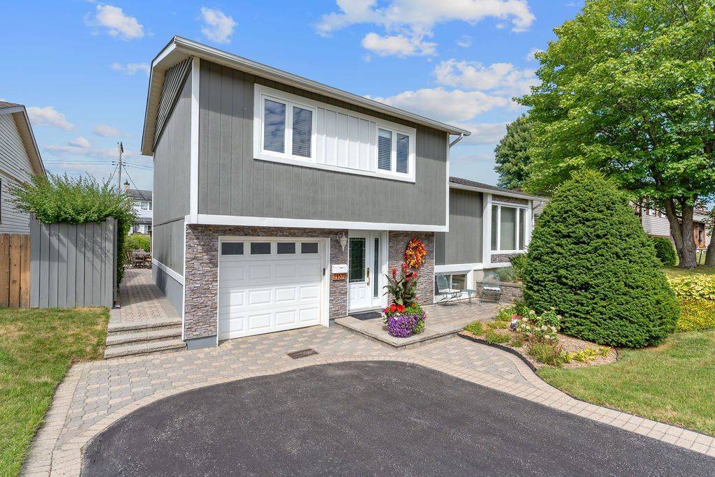 Orleans - Cumberland And Area, ON K1E 2J9,1570 Marcoux DR