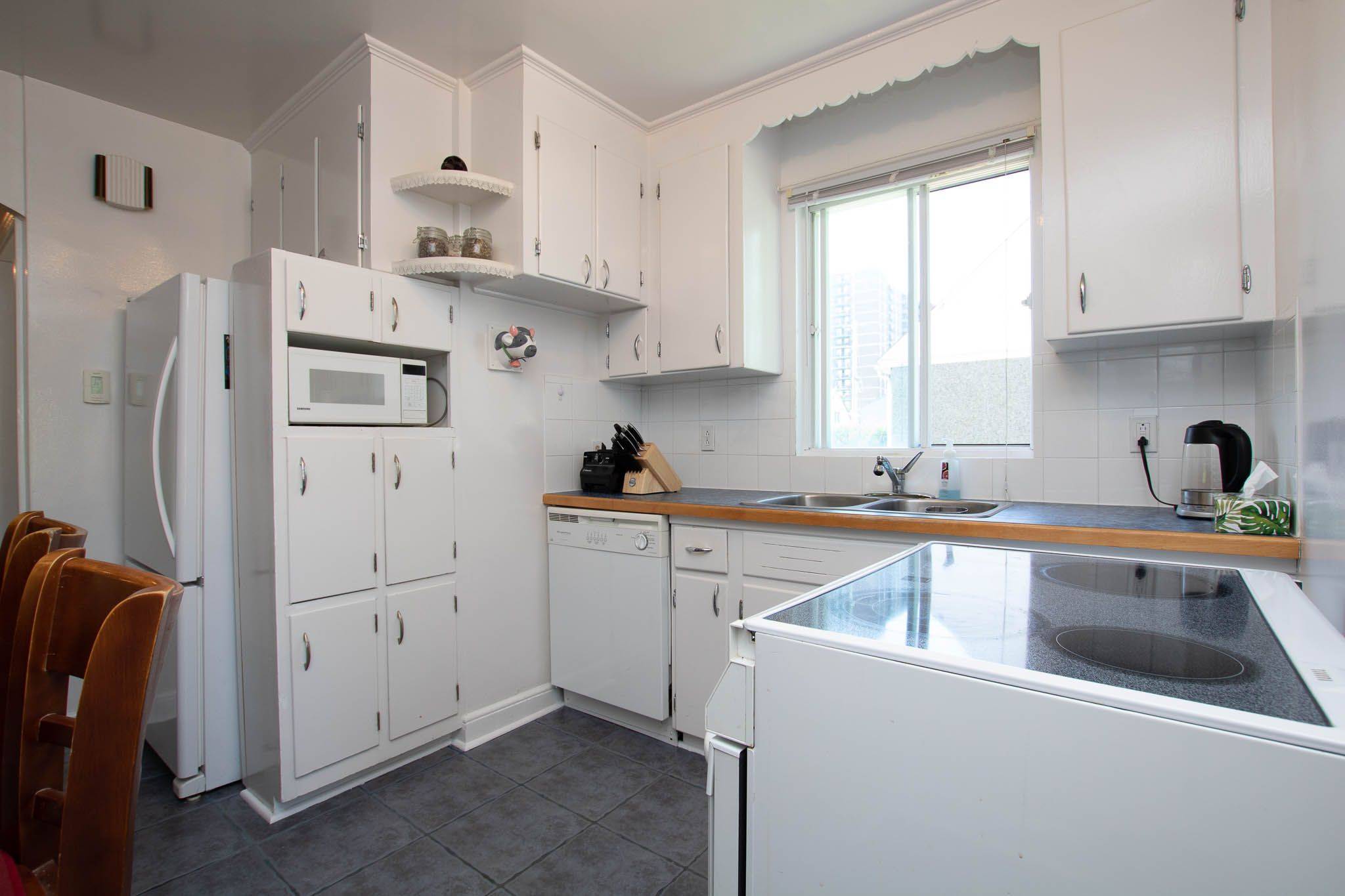 Vanier And Kingsview Park, ON K1L 6T6,316 Ducharme BLVD