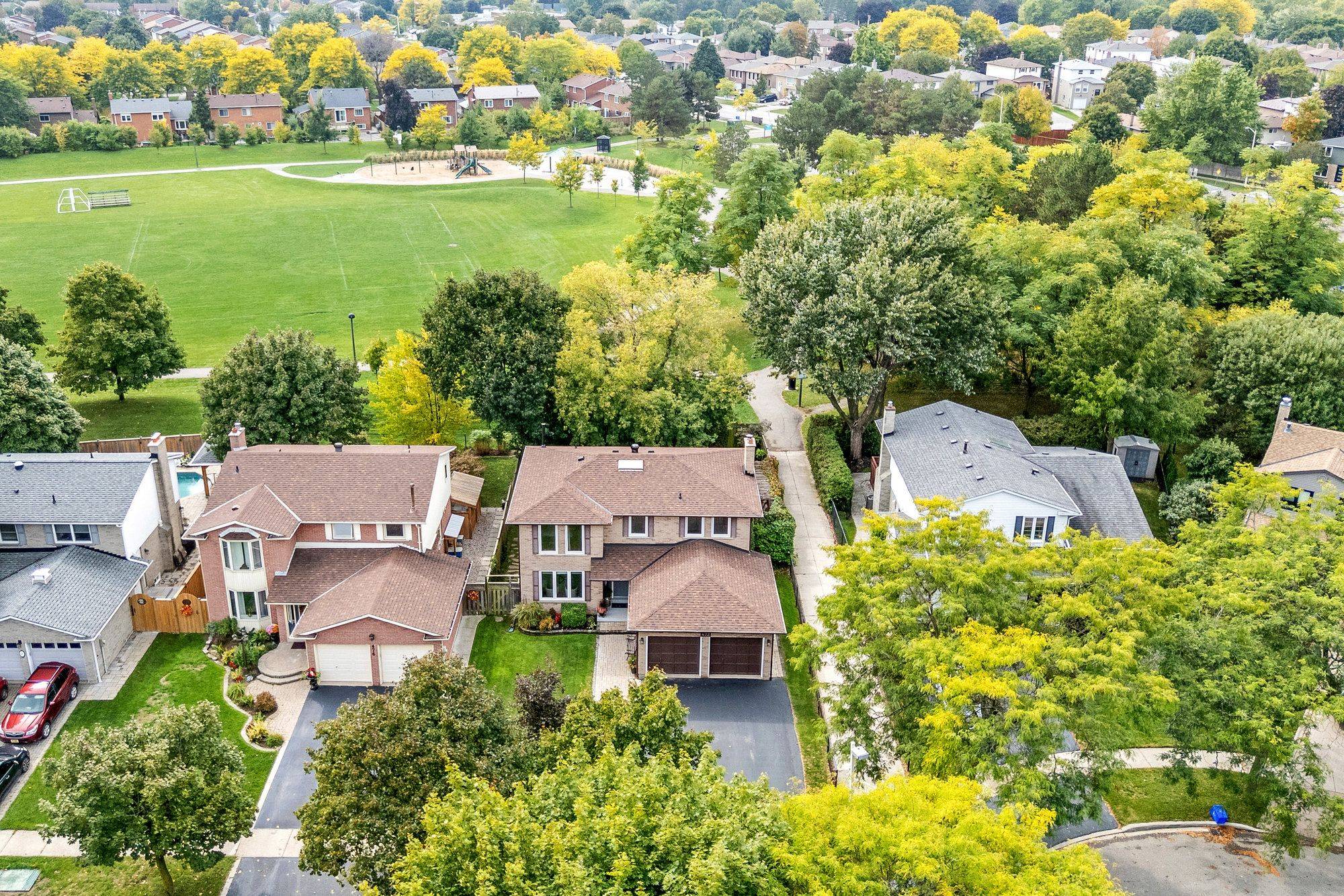 Milton, ON L9T 4G4,472 White DR