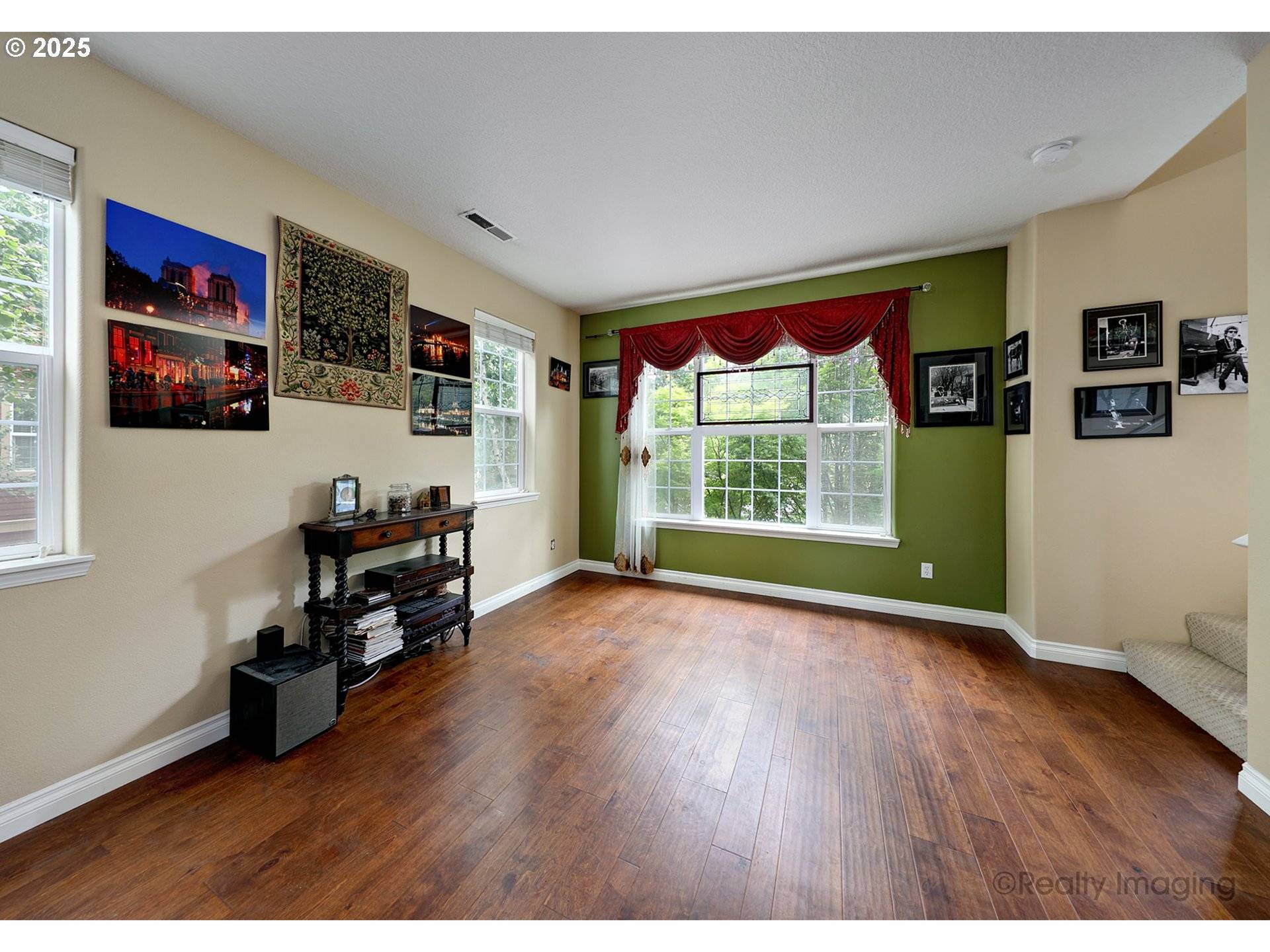 Hillsboro, OR 97124,6055 NE ALDER ST