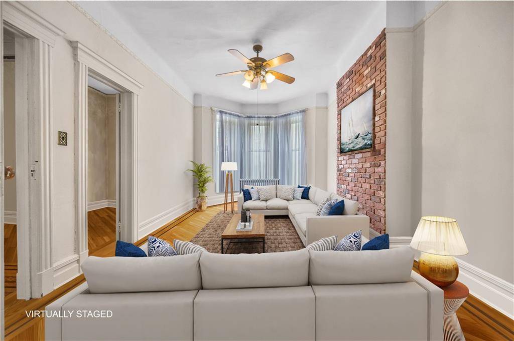 Brooklyn, NY 11220,370 Senator ST