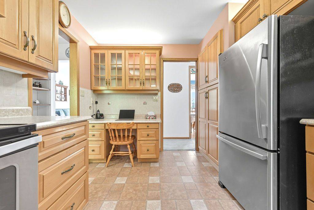 Deep River, ON K0J 1P0,116 Frontenac CRES