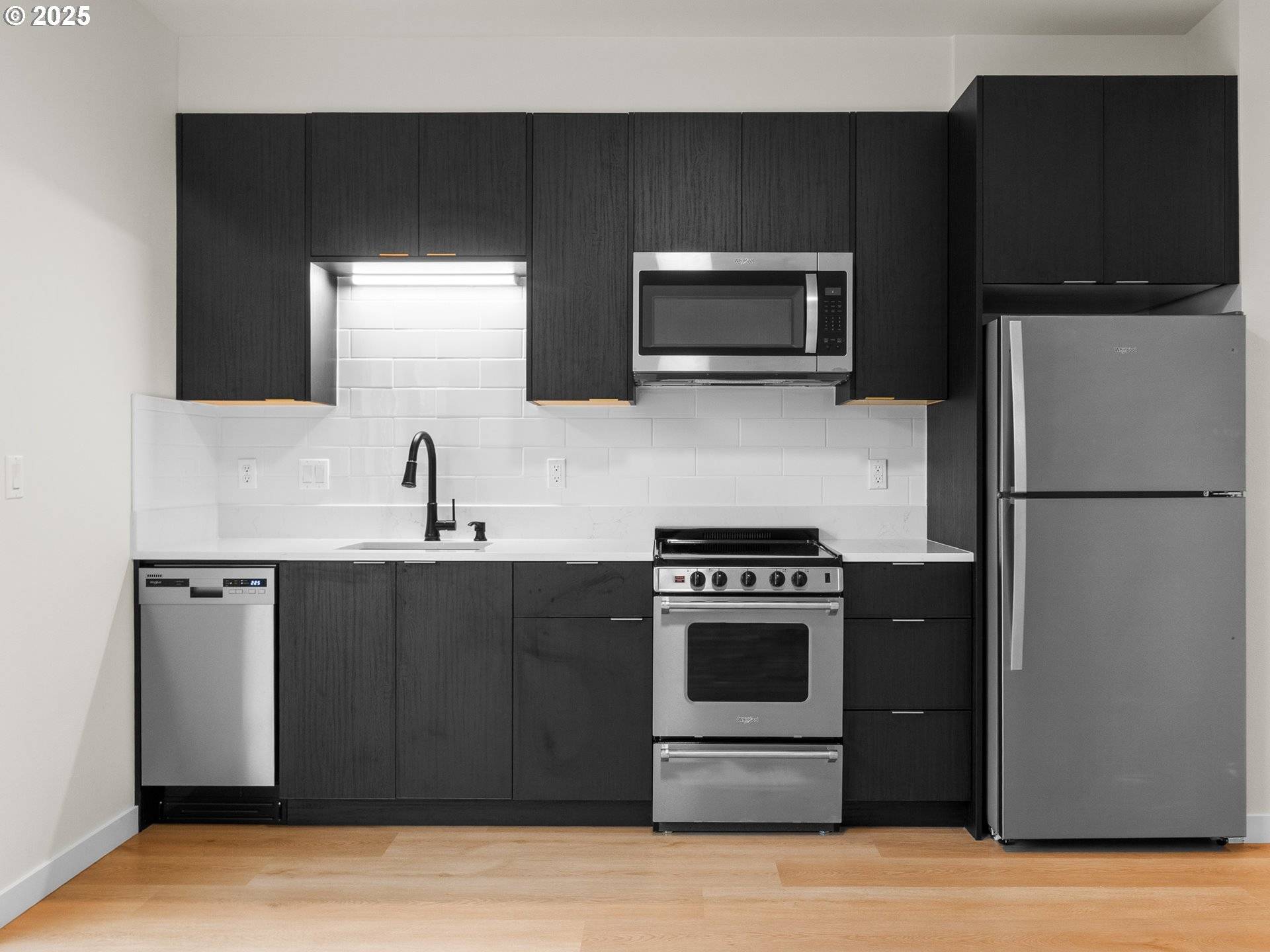 Portland, OR 97216,10985 E Burnside ST #8