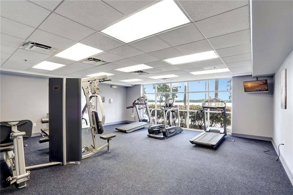 Orlando, FL 34761,13427 Blue Heron Beach Blvd #602