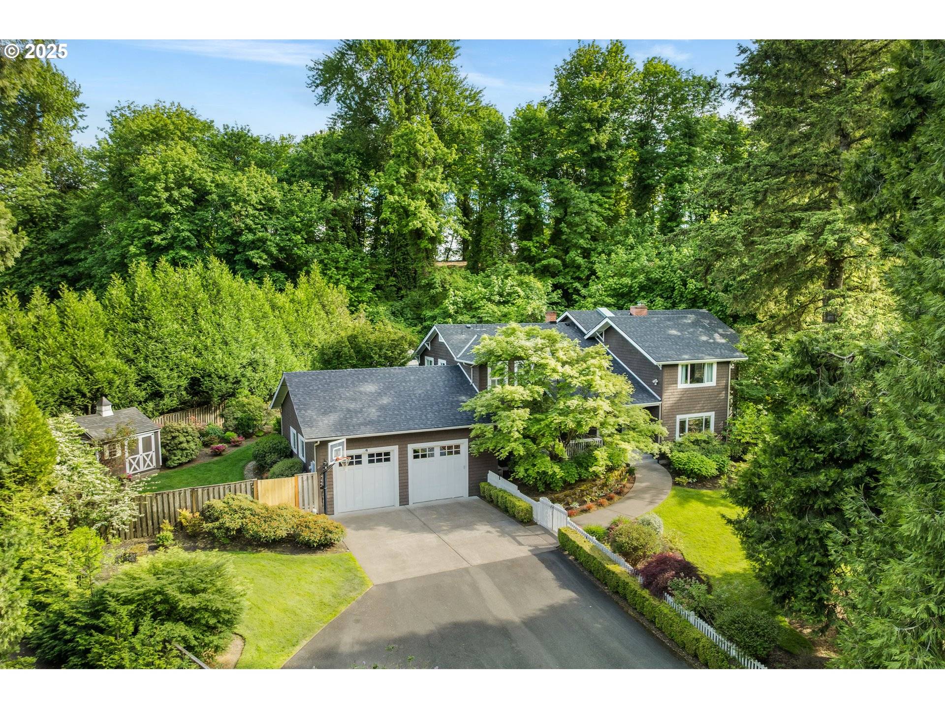 Lake Oswego, OR 97034,13740 FIELDING RD
