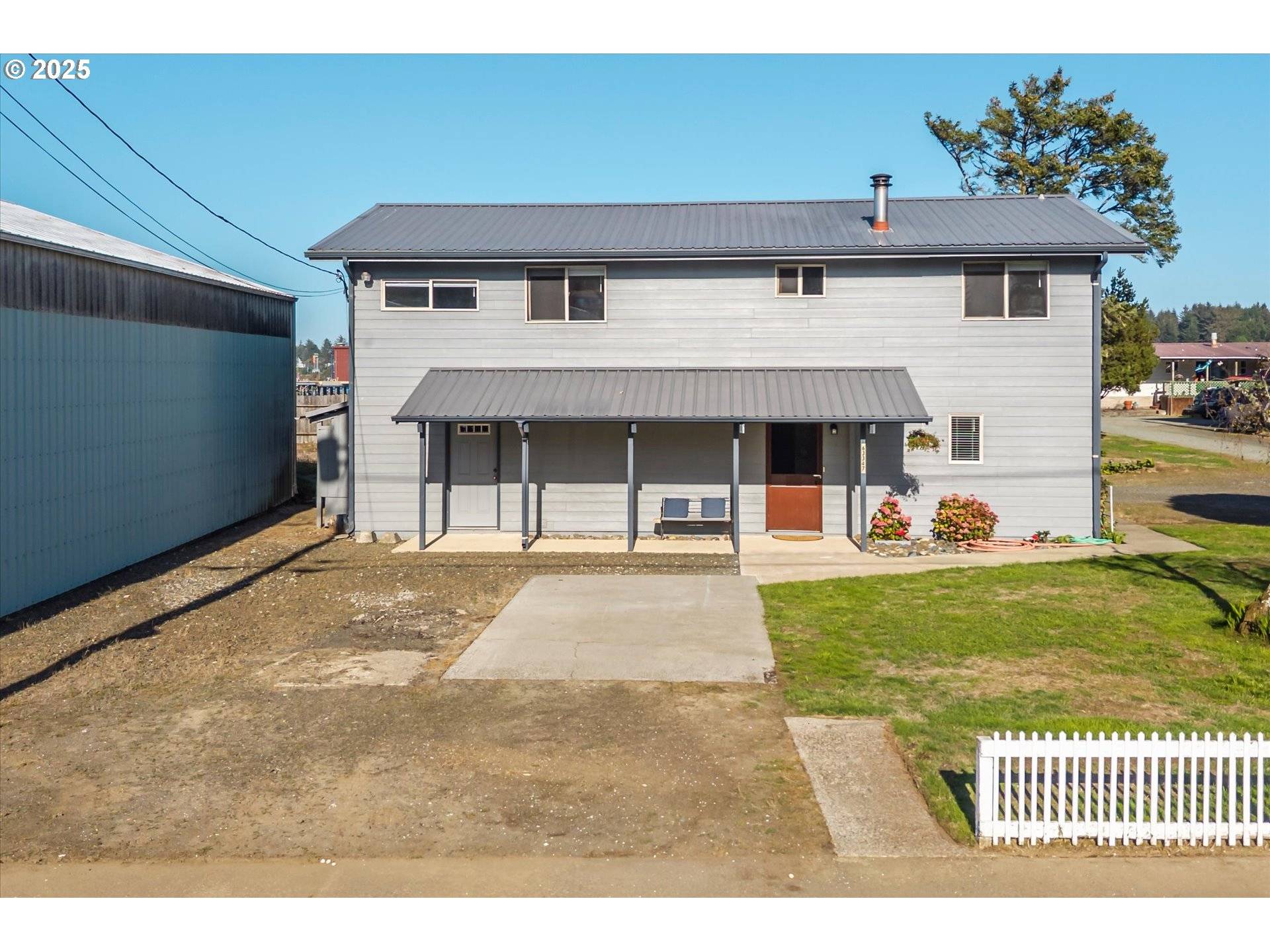 Coos Bay, OR 97420,63347 CHARLESTON RD