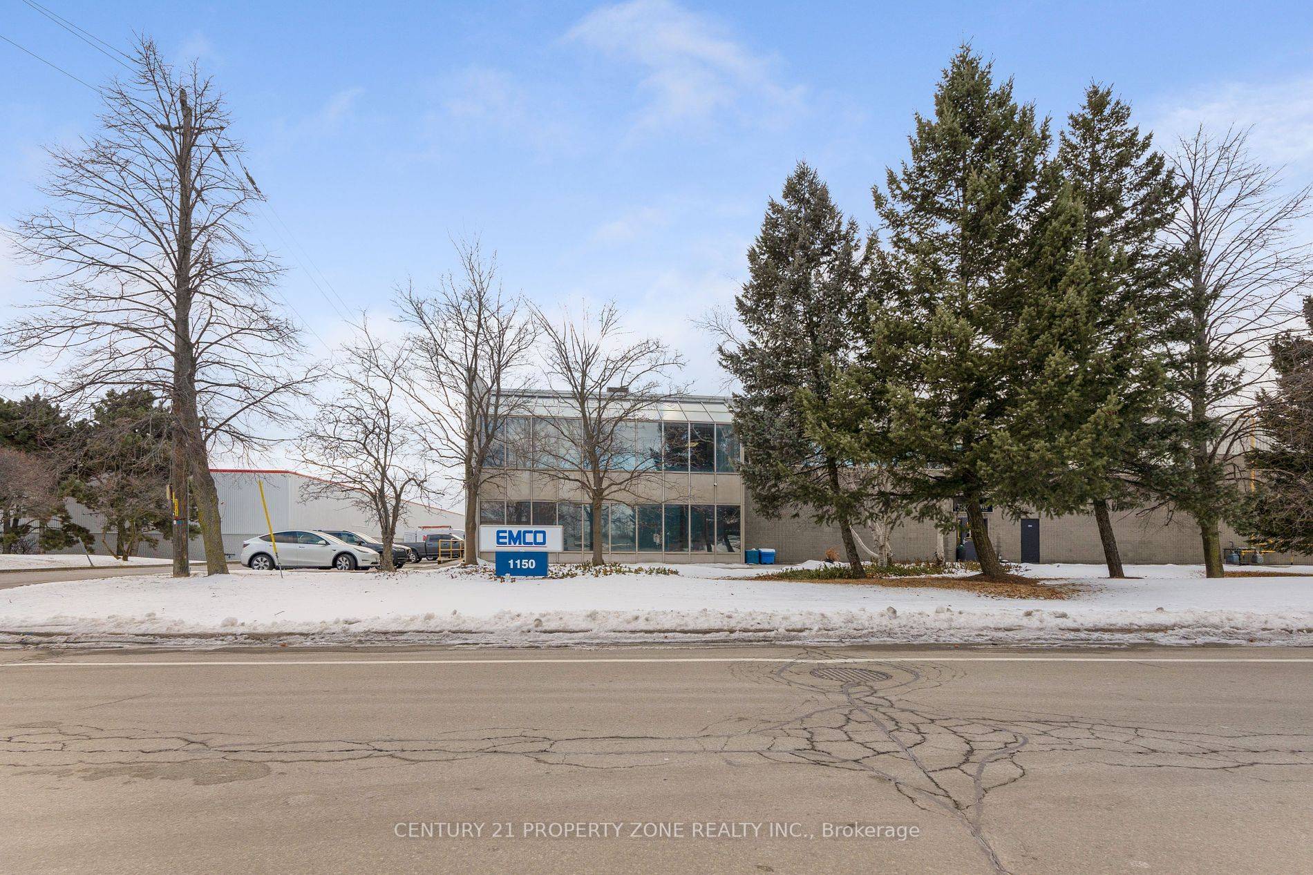 Burlington, ON L7L 5R6,1150 Corporate DR #A- office area