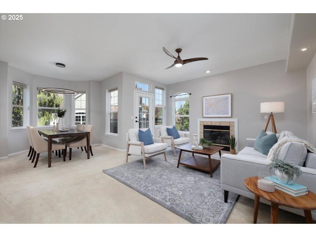 Hillsboro, OR 97124,1145 NE HORIZON LOOP #1704