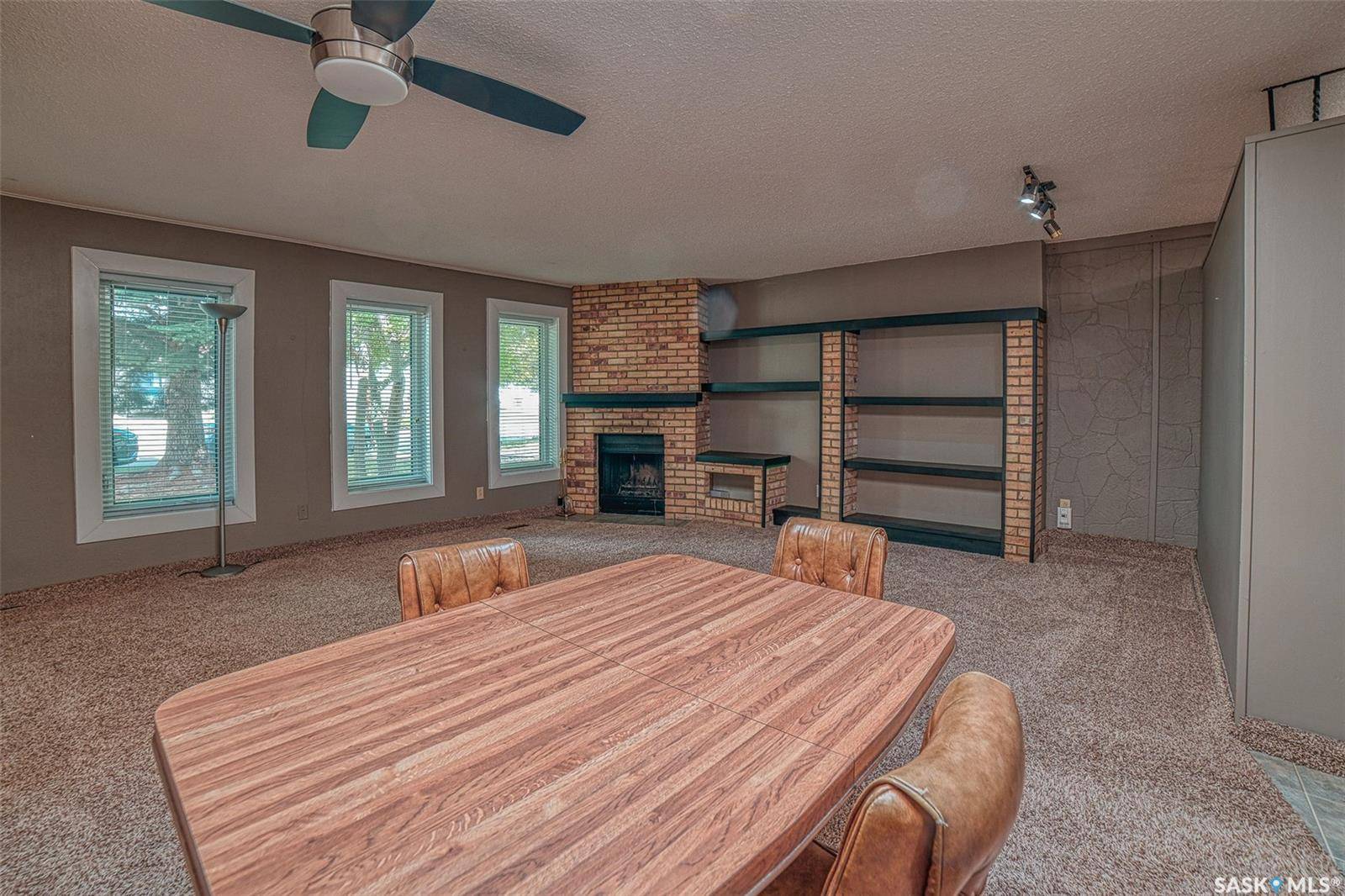 Melville, SK S0A 2P0,295 12th AVENUE W