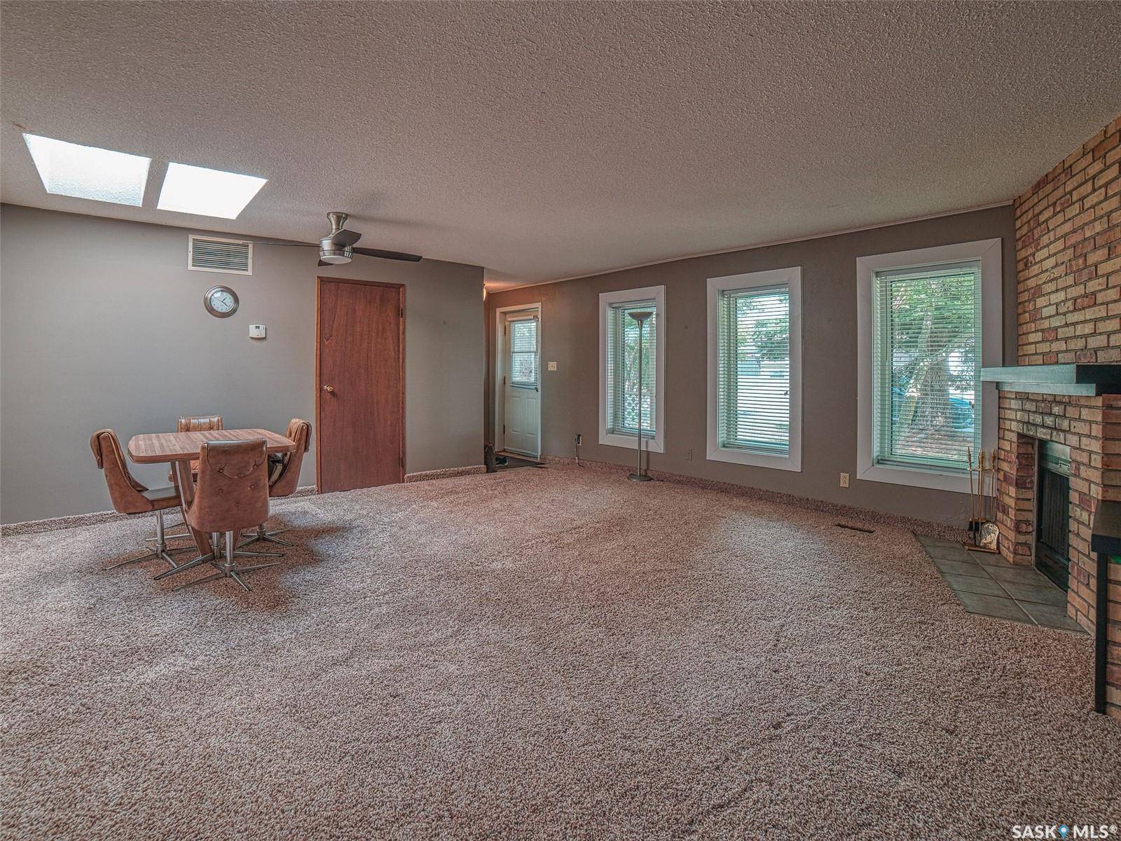 Melville, SK S0A 2P0,295 12th AVENUE W