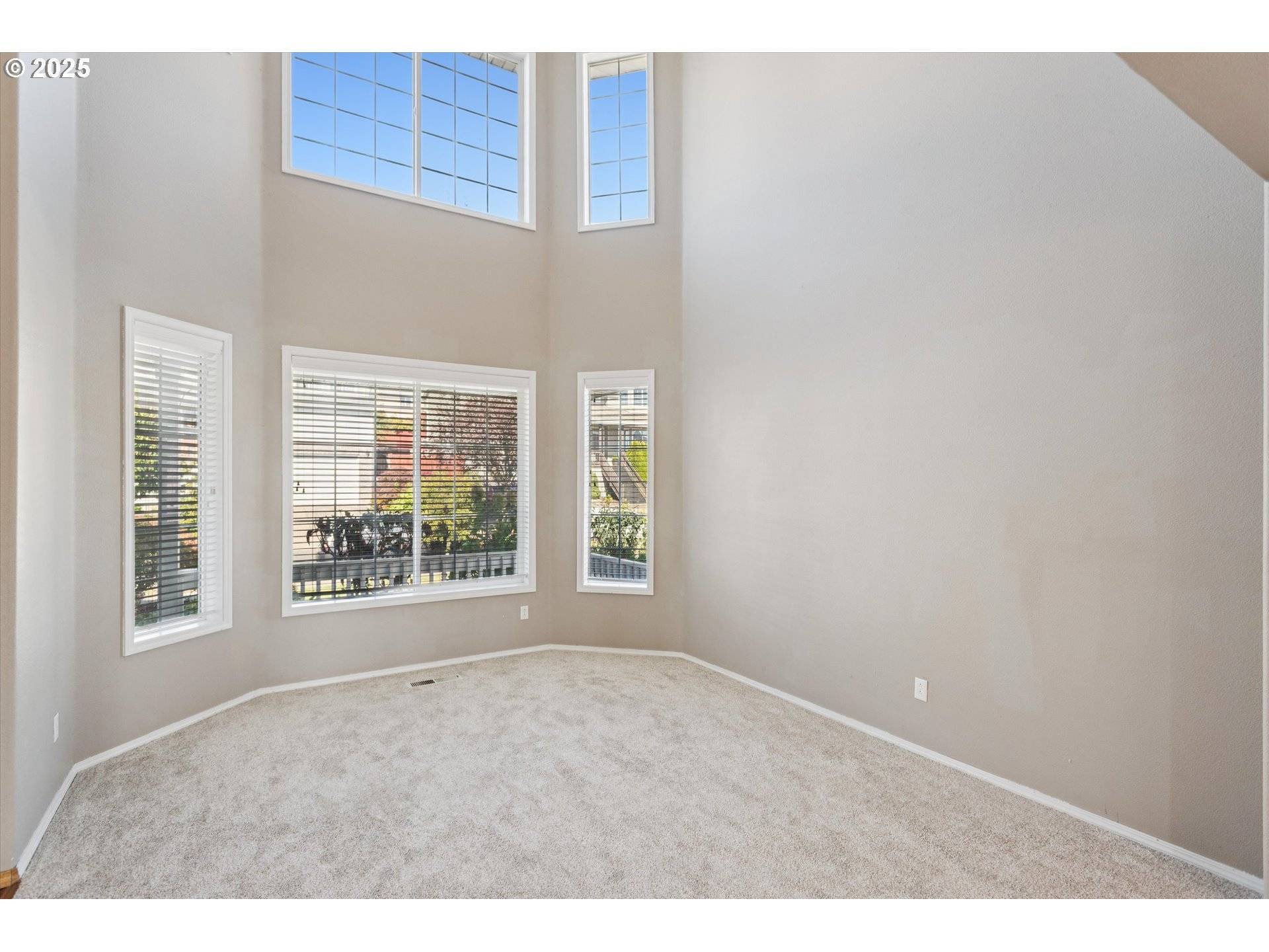 Portland, OR 97236,15330 SE OGDEN DR