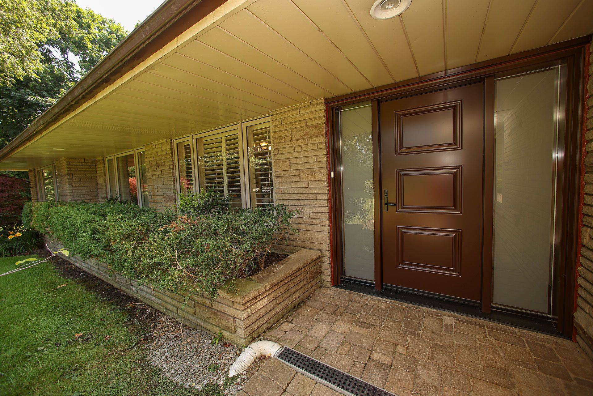 Toronto C15, ON M2K 1Z4,91 Forest Grove DR