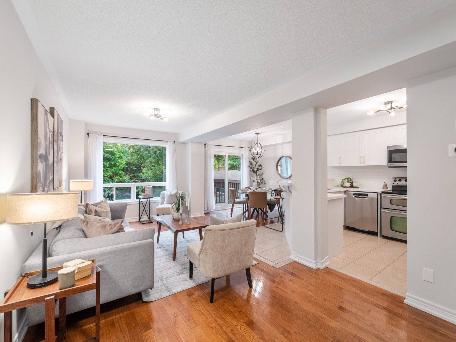 Toronto E10, ON M1E 2R7,11 Skelding CT