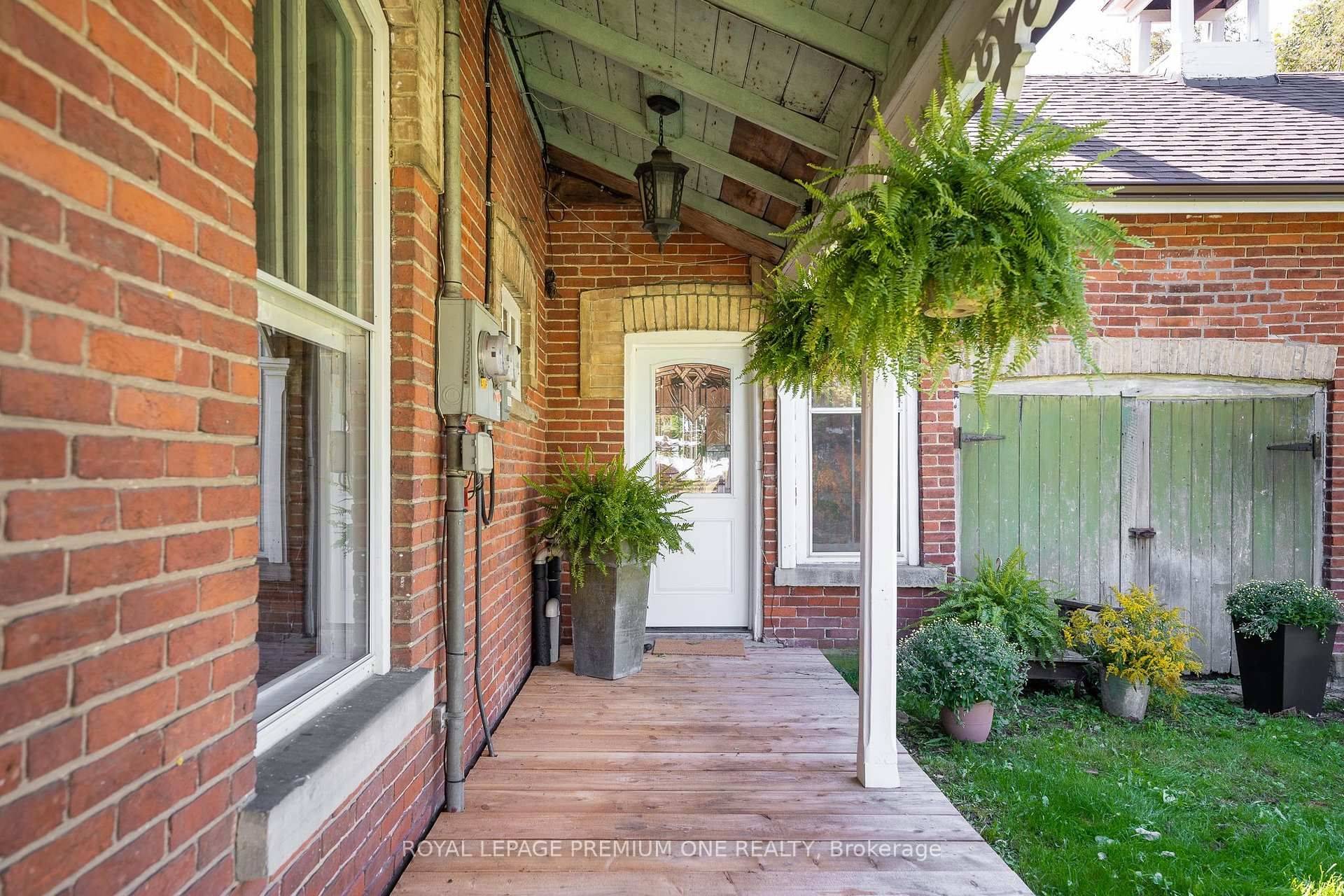 Caledon, ON L7C 2J7,14650 Heart Lake RD