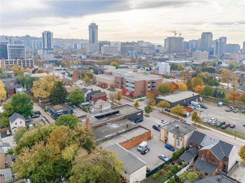 Hamilton, ON L8L 2A8,202 Cannon ST E