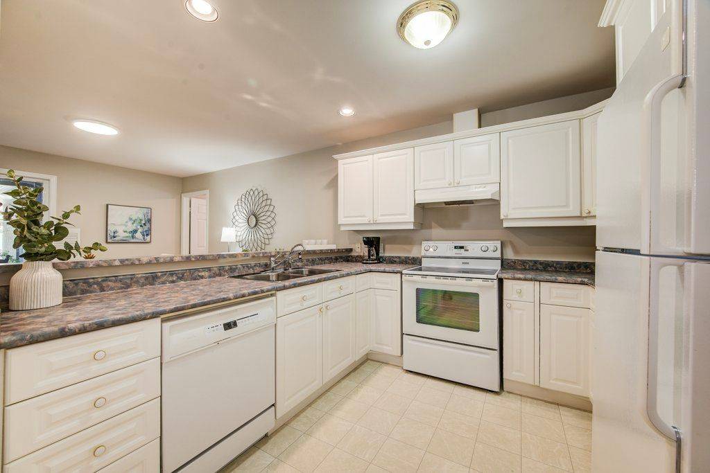 Wilmot, ON N0B 2L0,1662 Erbs RD #10