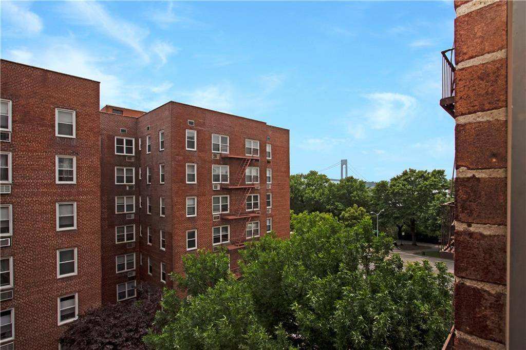 Brooklyn, NY 11209,9323 Shore RD #4G