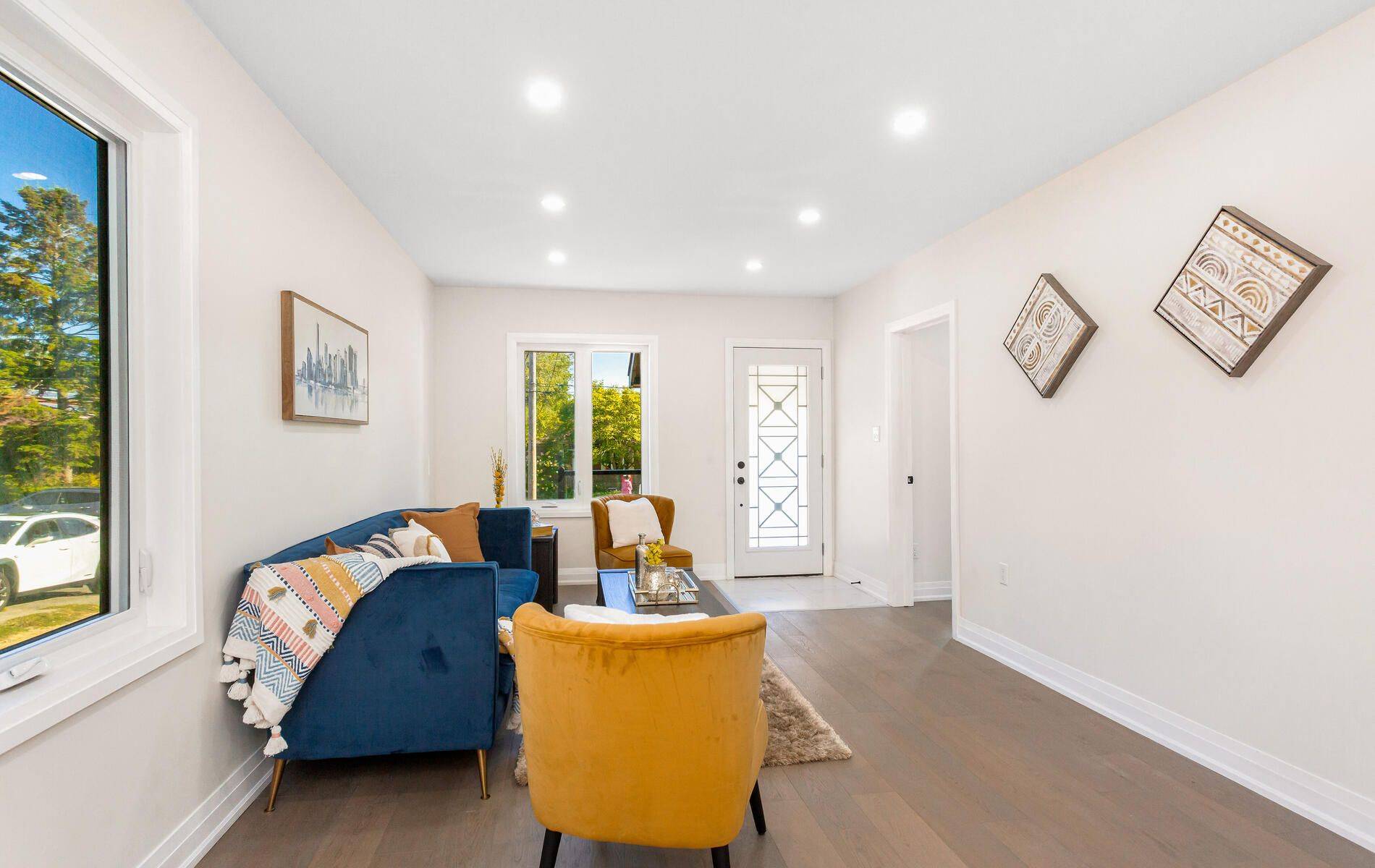 Toronto C07, ON M2R 1B7,316 Ellerslie AVE