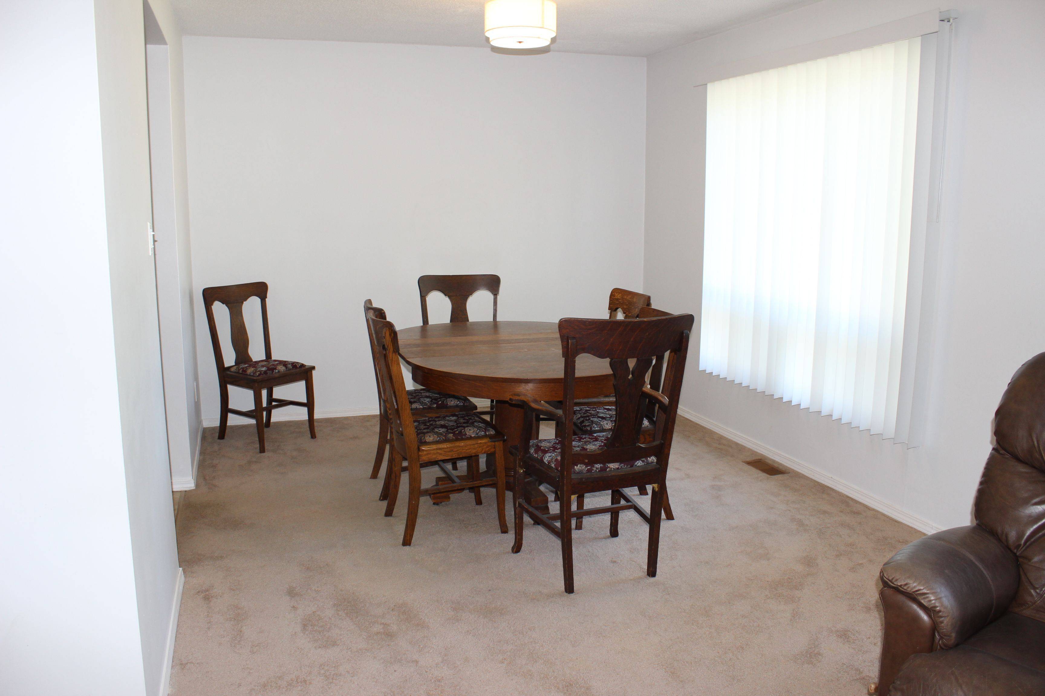 Wasaga Beach, ON L9Z 1L3,112 Smallman DR