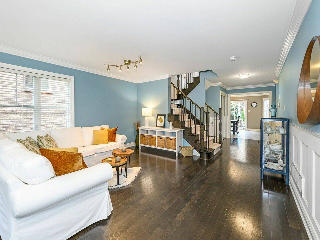 Milton, ON L9T 7A1,286 Scott BLVD