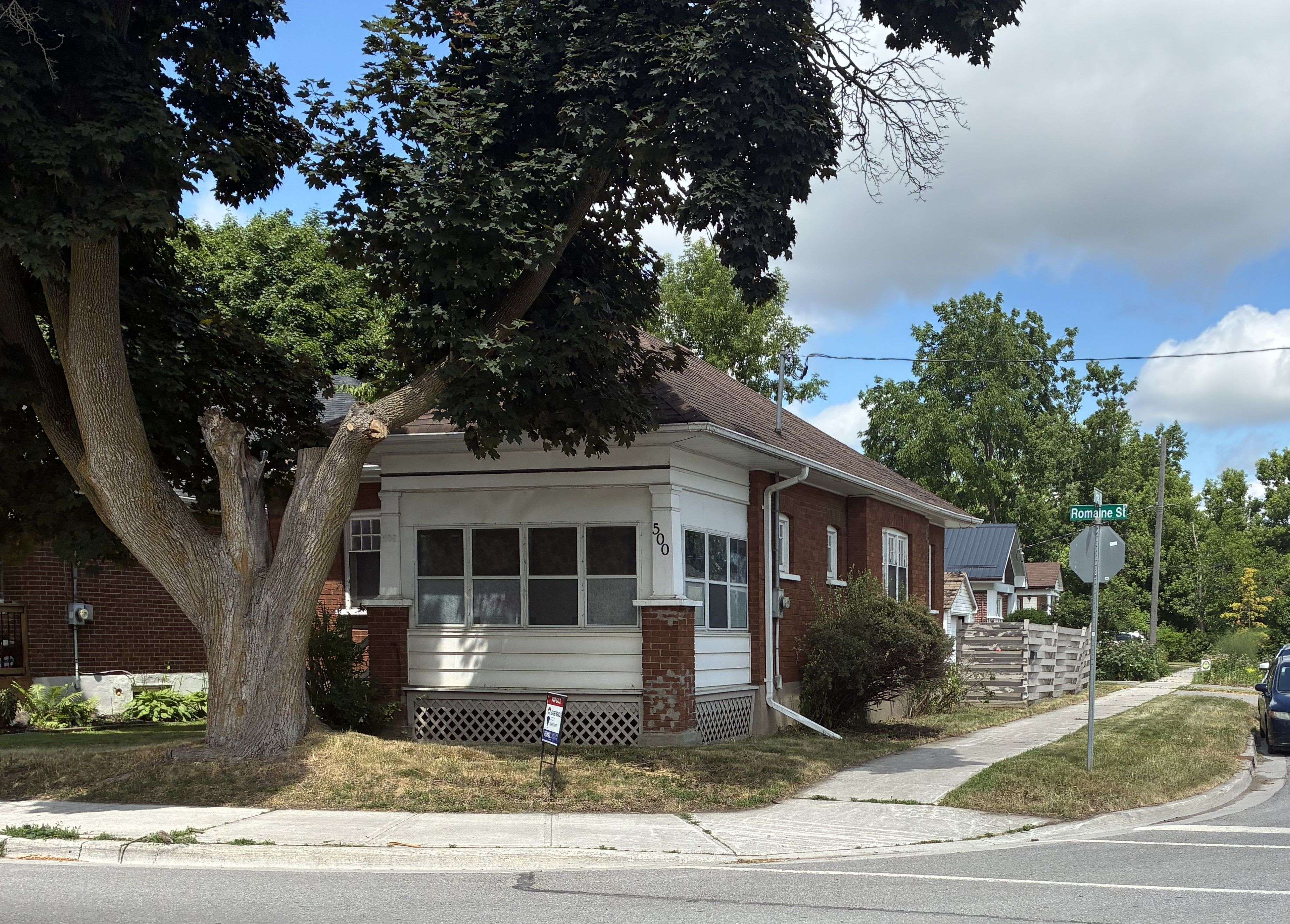 Peterborough, ON K9J 2C9,500 Romaine ST