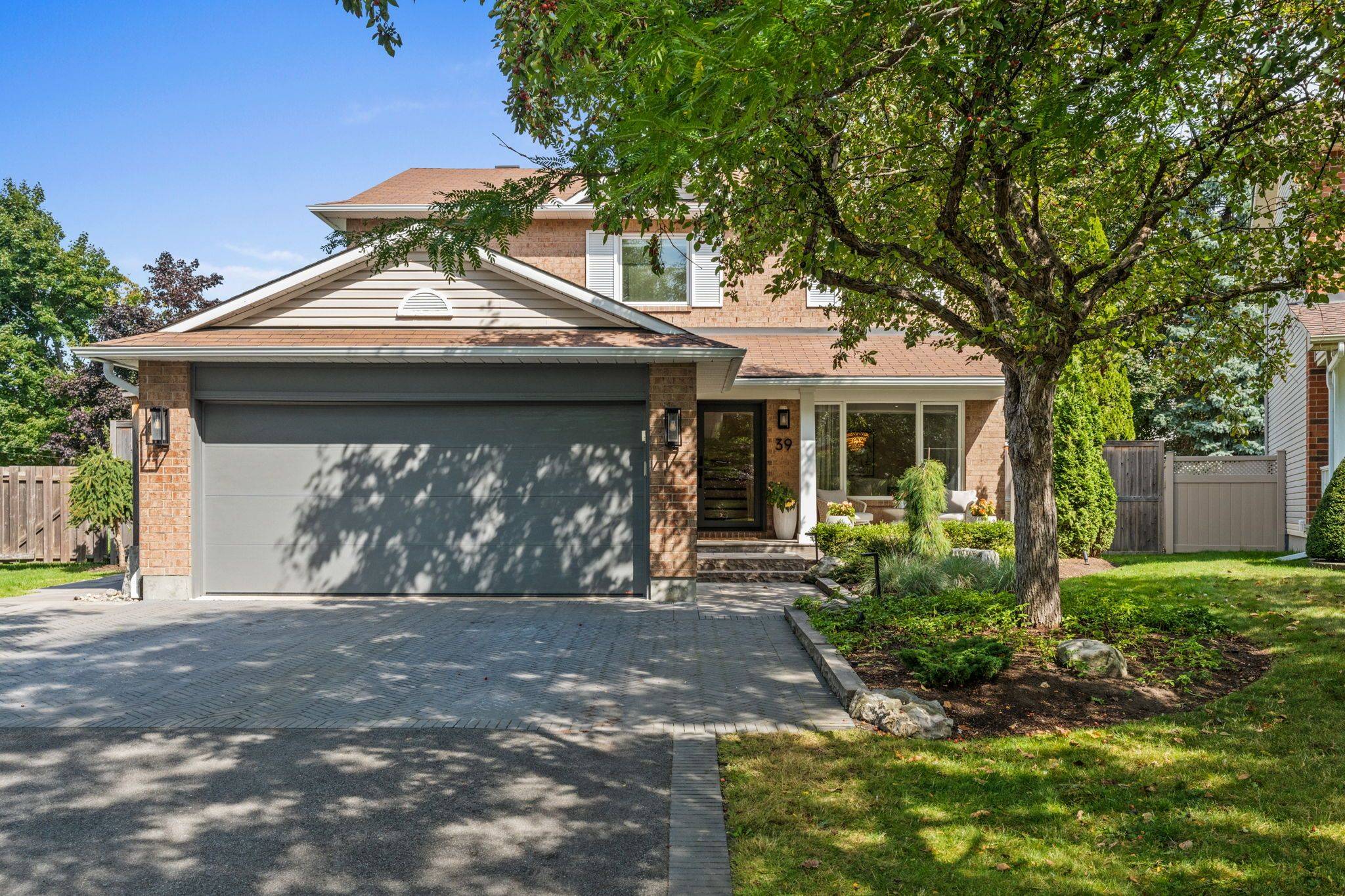 Kanata, ON K2M 2L2,39 Wheatland AVE