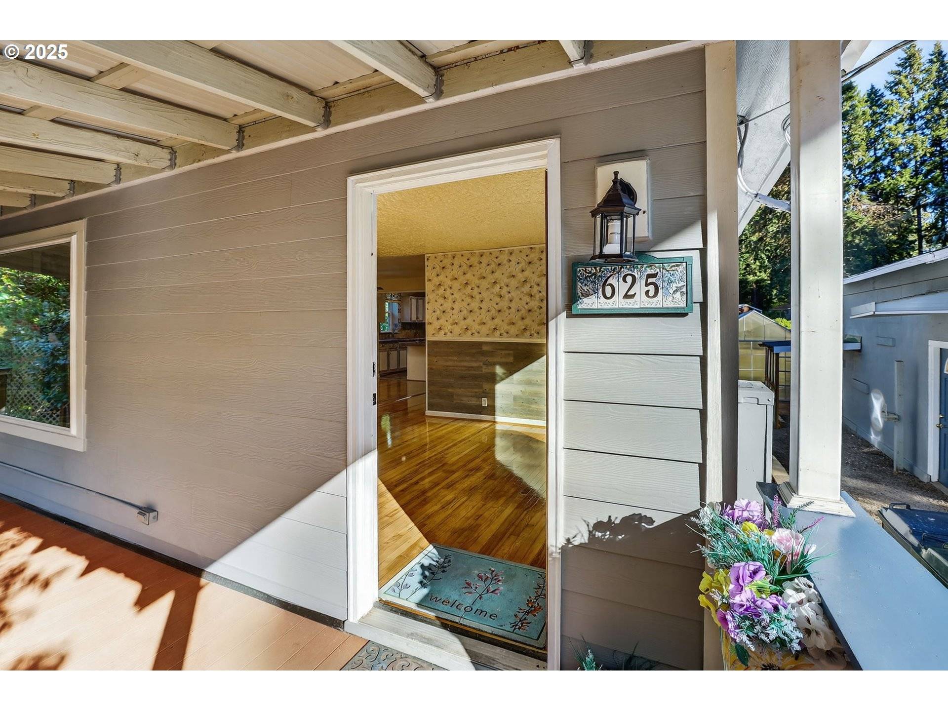 Estacada, OR 97023,625 NE 6TH AVE