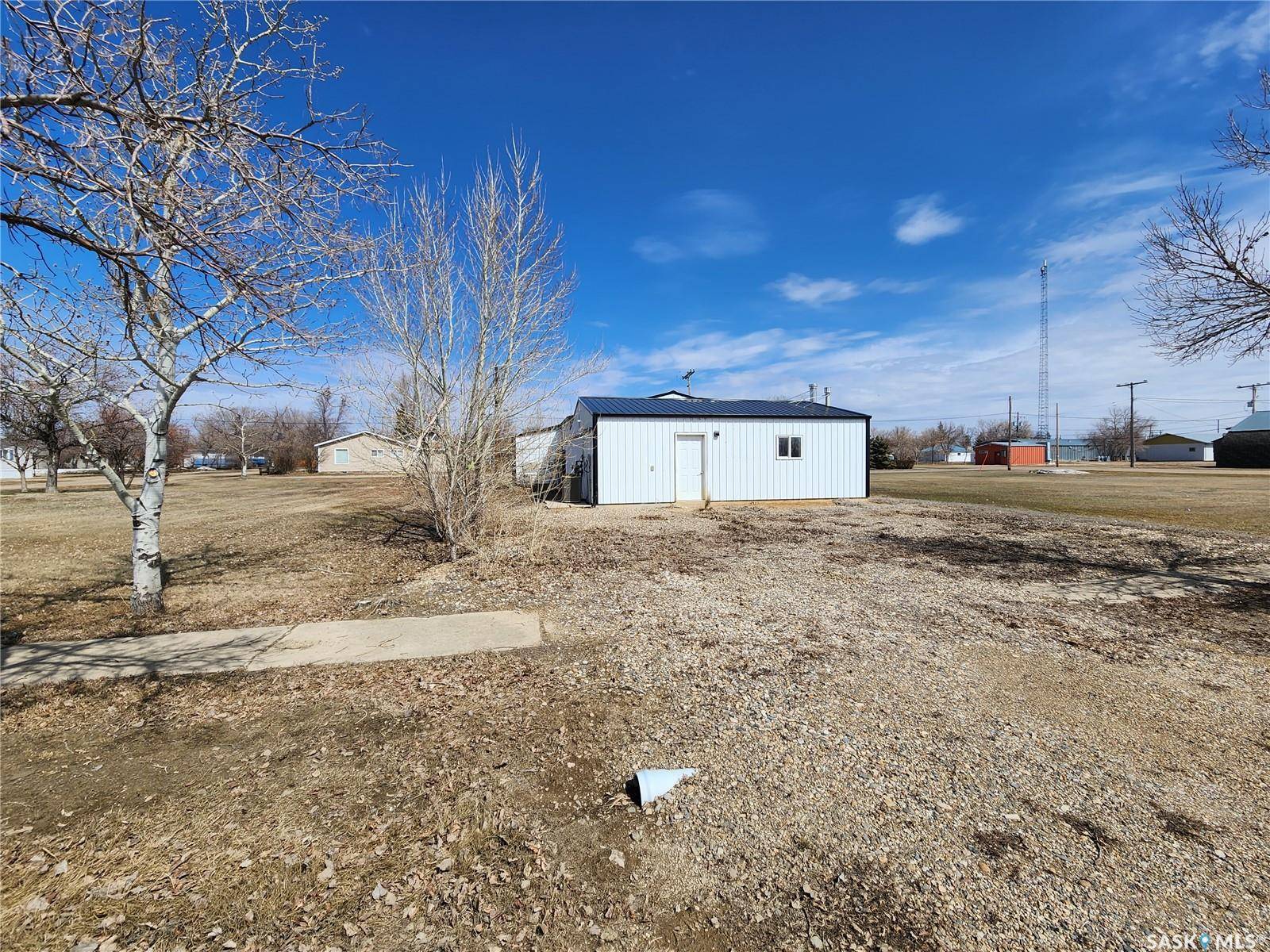 Morse, SK S0H 3C0,303 N Railway AVENUE