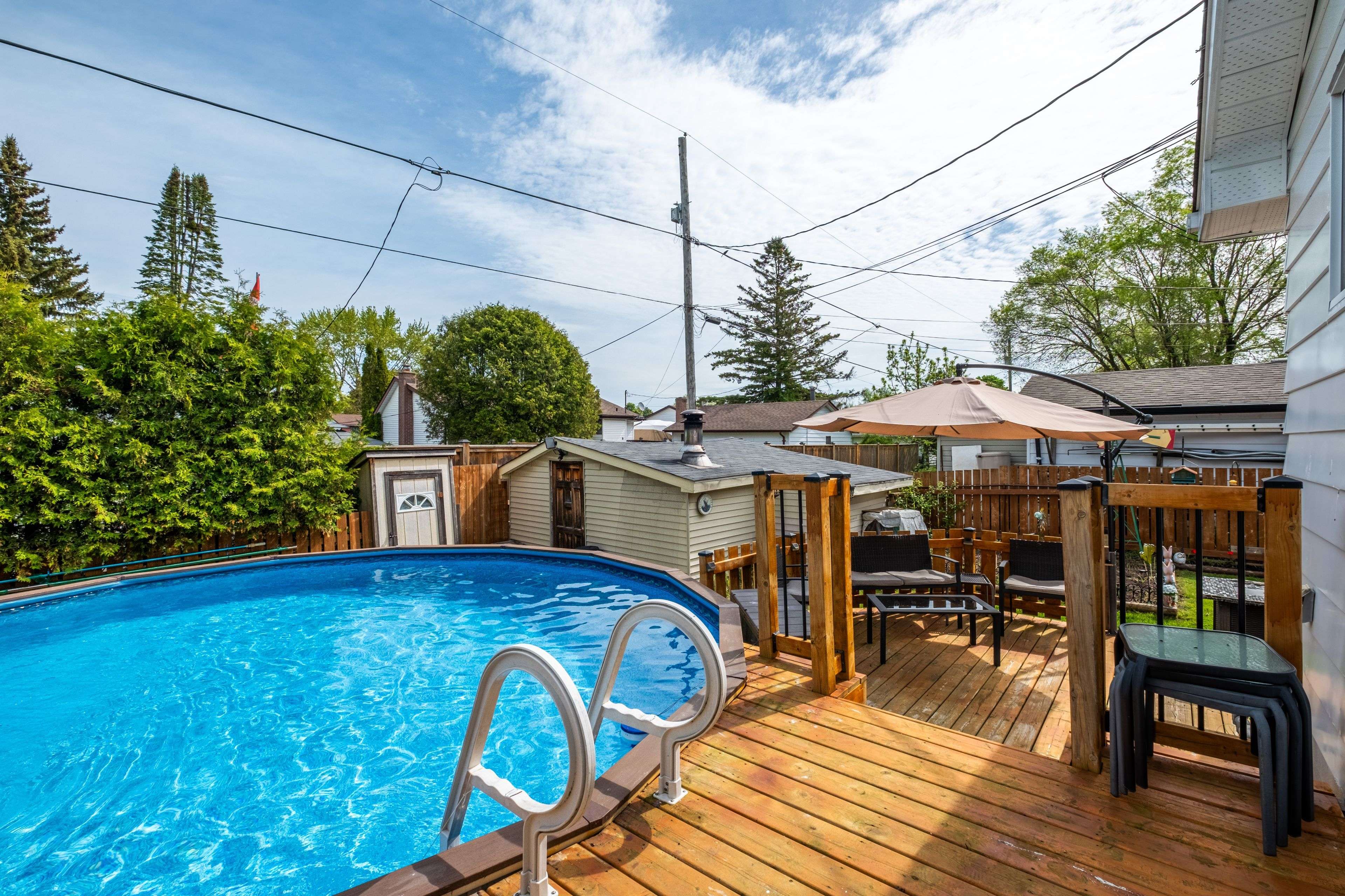 Loyalist, ON K7N 1P5,3 Deerfield ST