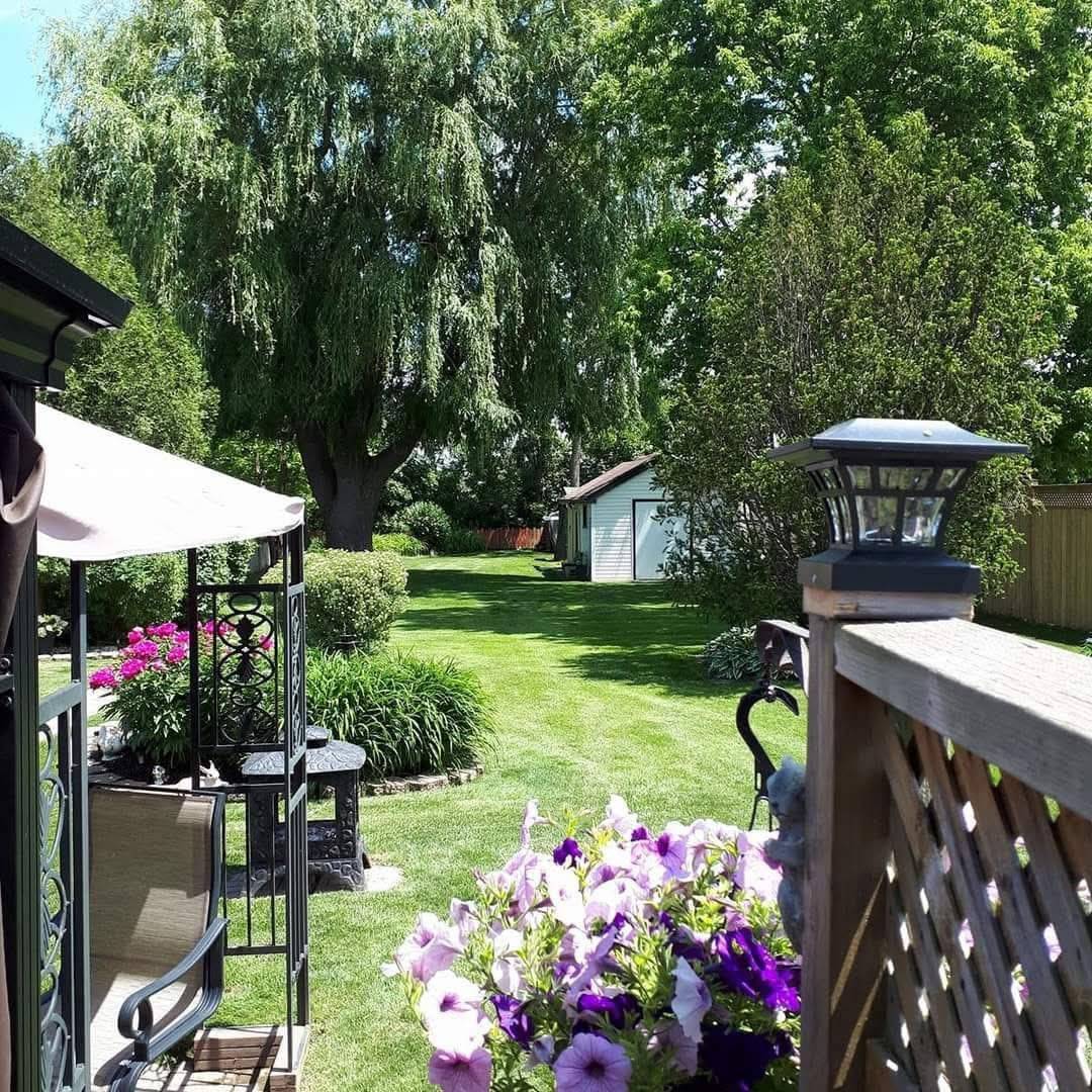 Hamilton, ON L8E 5J5,270 Jones RD