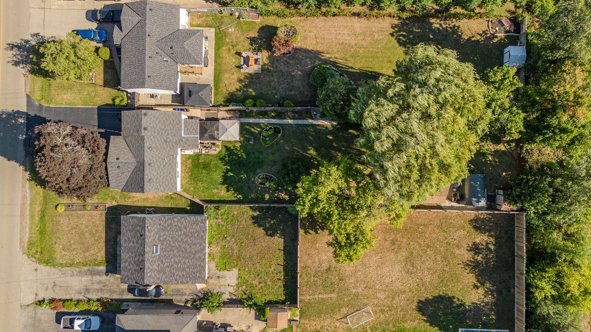 Hamilton, ON L8E 5J5,270 Jones RD